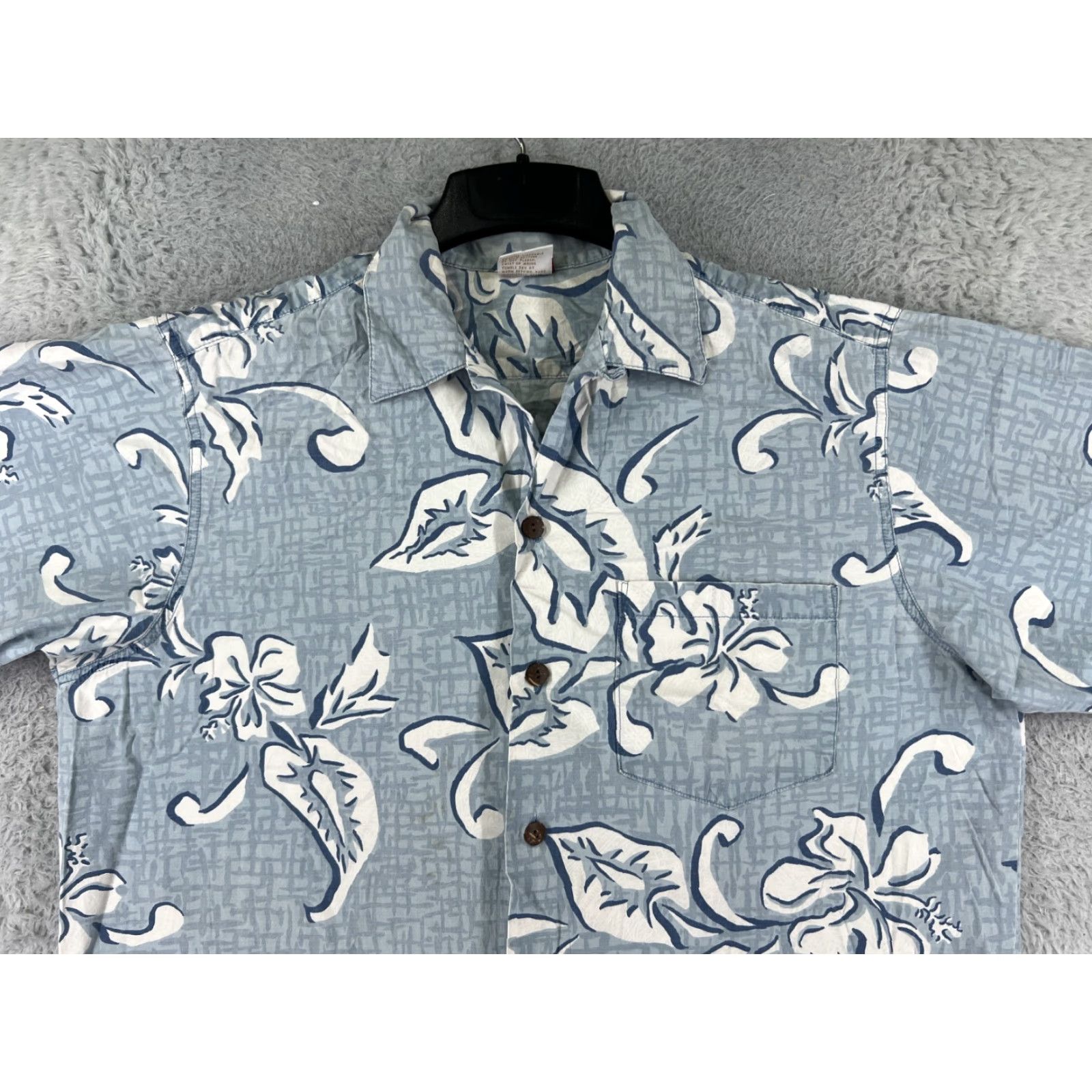Vivobarefoot VINTAGE Go Barefoot Hawaiian Shirt Mens L Blue White Floral 100% cotton Button-Up Short Sleeve Collared Shirt Size US L / EU 52-54 / 3 - 6 Thumbnail