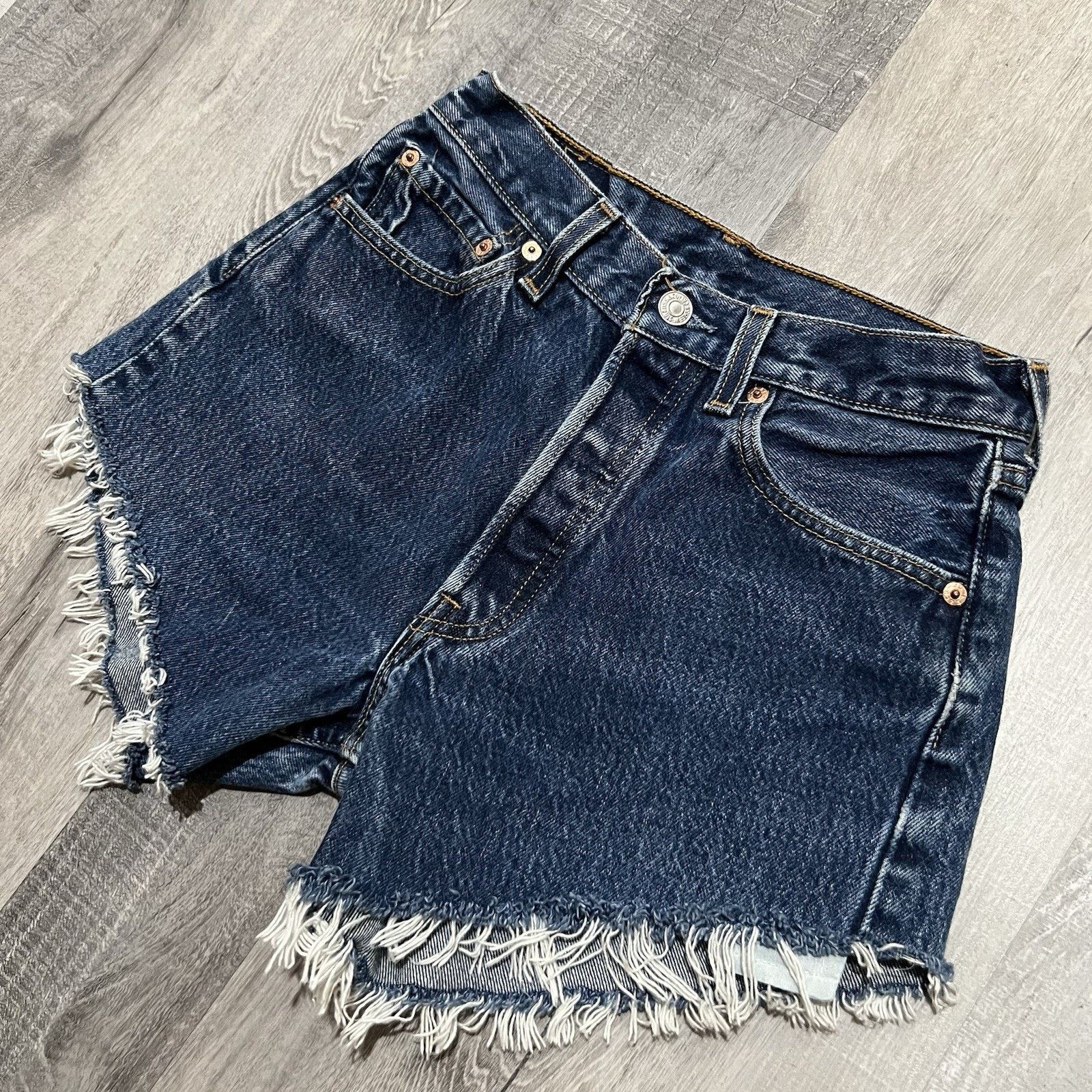 Levi's VTG Levis 501 Button Fly Dark Wash USA Daisy Duke Shorts Size 27" / US 4 / IT 40 - 3 Thumbnail