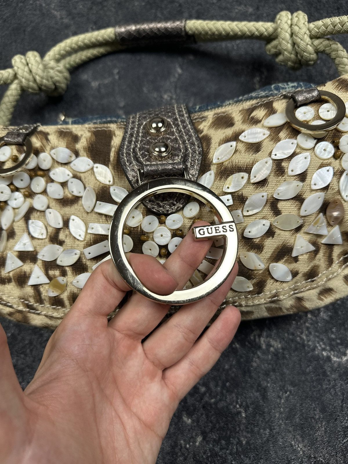 Guess Vintage Y2K Guess Leopard Pattern Baguette Mini Handle Bag Size ONE SIZE - 4 Thumbnail