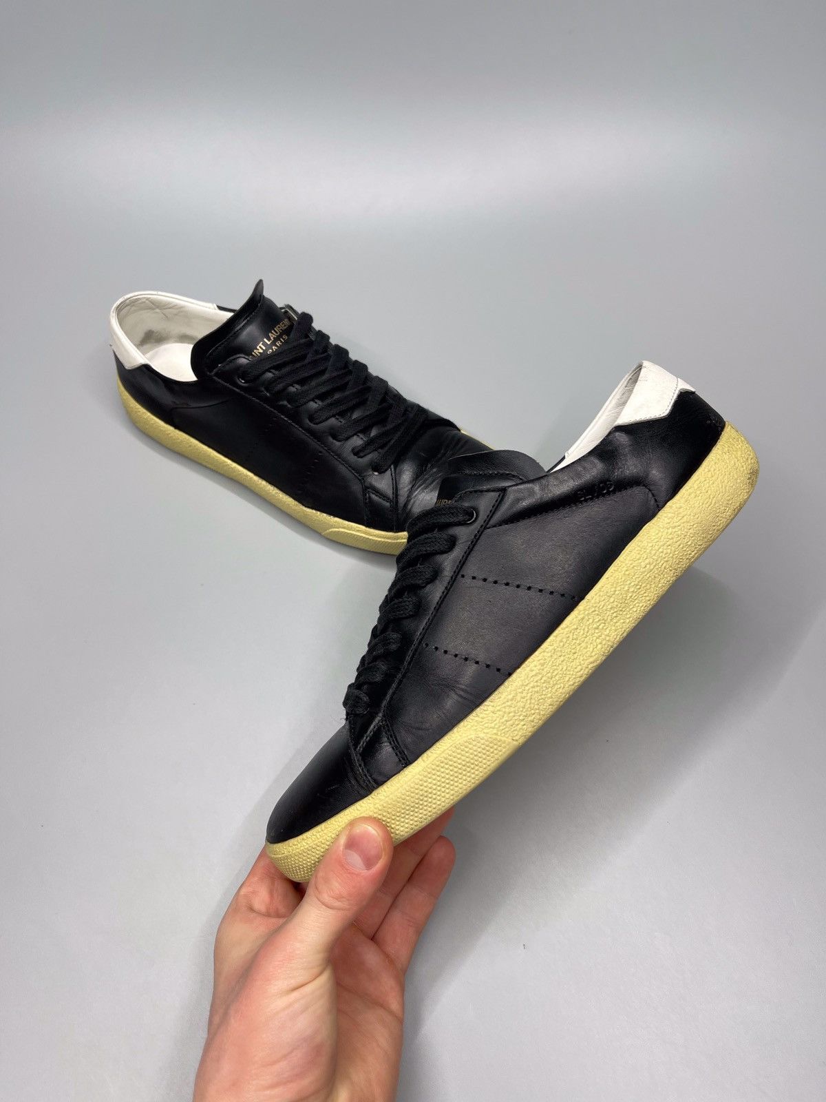 Saint Laurent Paris Saint Laurent Paris Leather Low-Top Sneakers SL/06 Size US 8.5 / IT 38.5 - 12 Thumbnail