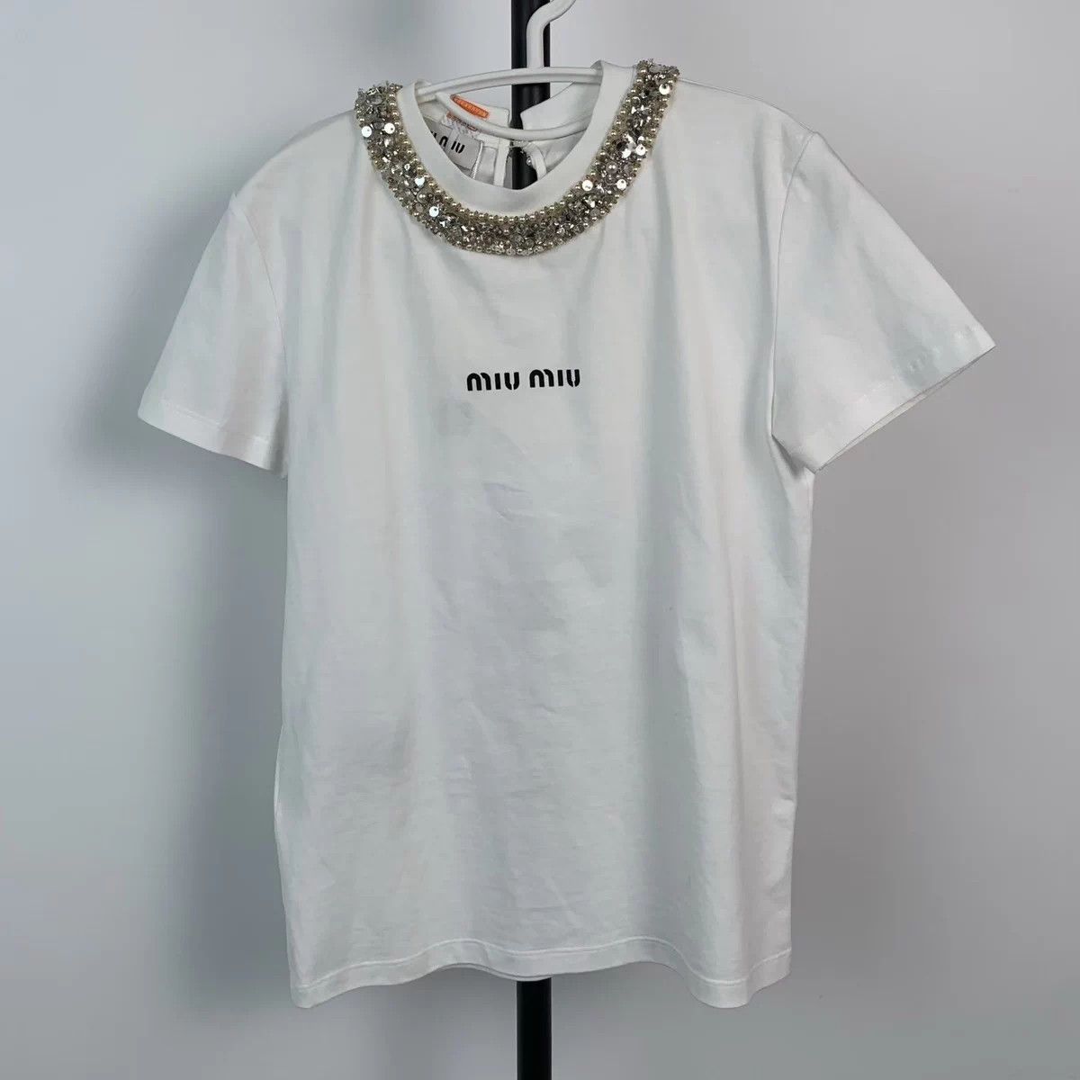 Miu Miu MIU MIU Crystal Short-Sleeve Shirt XS White Size XS / US 0-2 / IT 36-38 - 1 Thumbnail