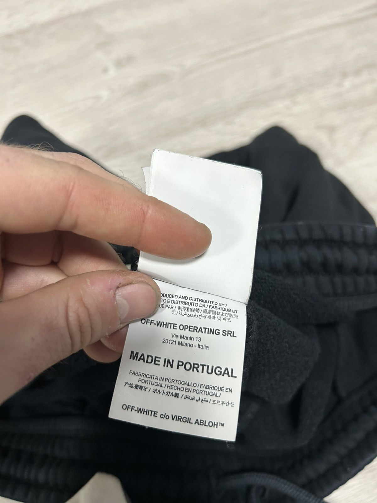 Off-White OFFWHITE short Pants black Size M 32” faded black Size US 32 / EU 48 - 14 Thumbnail