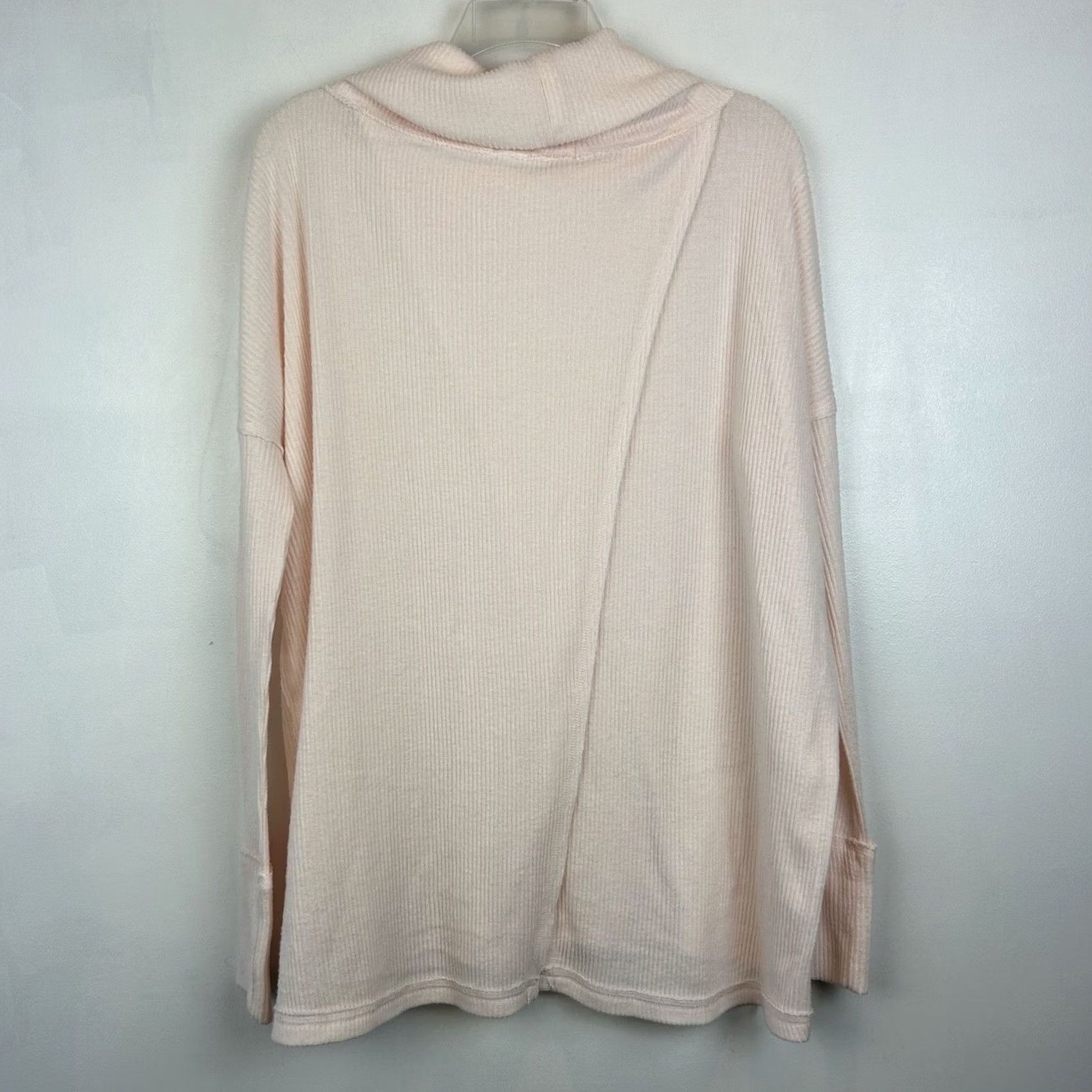 Free People We The Free People Top Womans Small Oversized Cowl Neck Sweater Ribbed Soft Pink Size S / US 4 / IT 40 - 2 Thumbnail