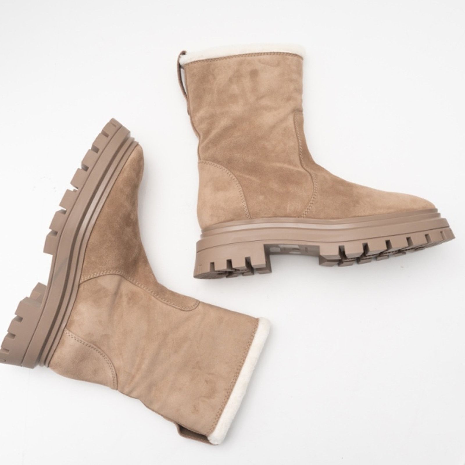 Stuart Weitzman Stuart Weitzman Bedford Chill Sherling Suede Boot. Size US 10 / IT 40 - 5 Thumbnail