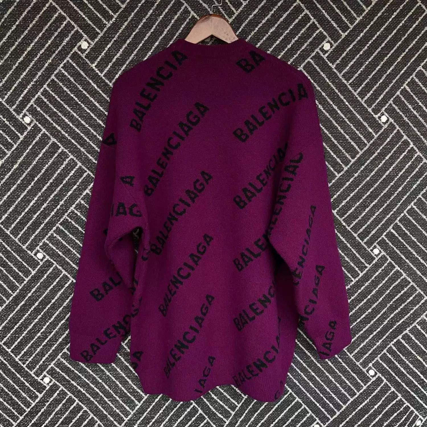 Balenciaga Balenciaga SS22 Purple Logo Print Sweater Size XS / US 0-2 / IT 36-38 - 1 Thumbnail