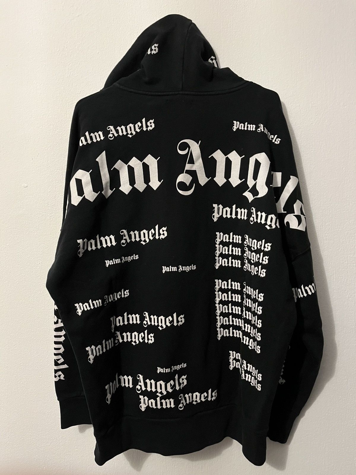 【PALM ANGELS】ウルトラ ロゴ Palm Angels - Ultra Logo Oversized Hoodie | HBX - Globally