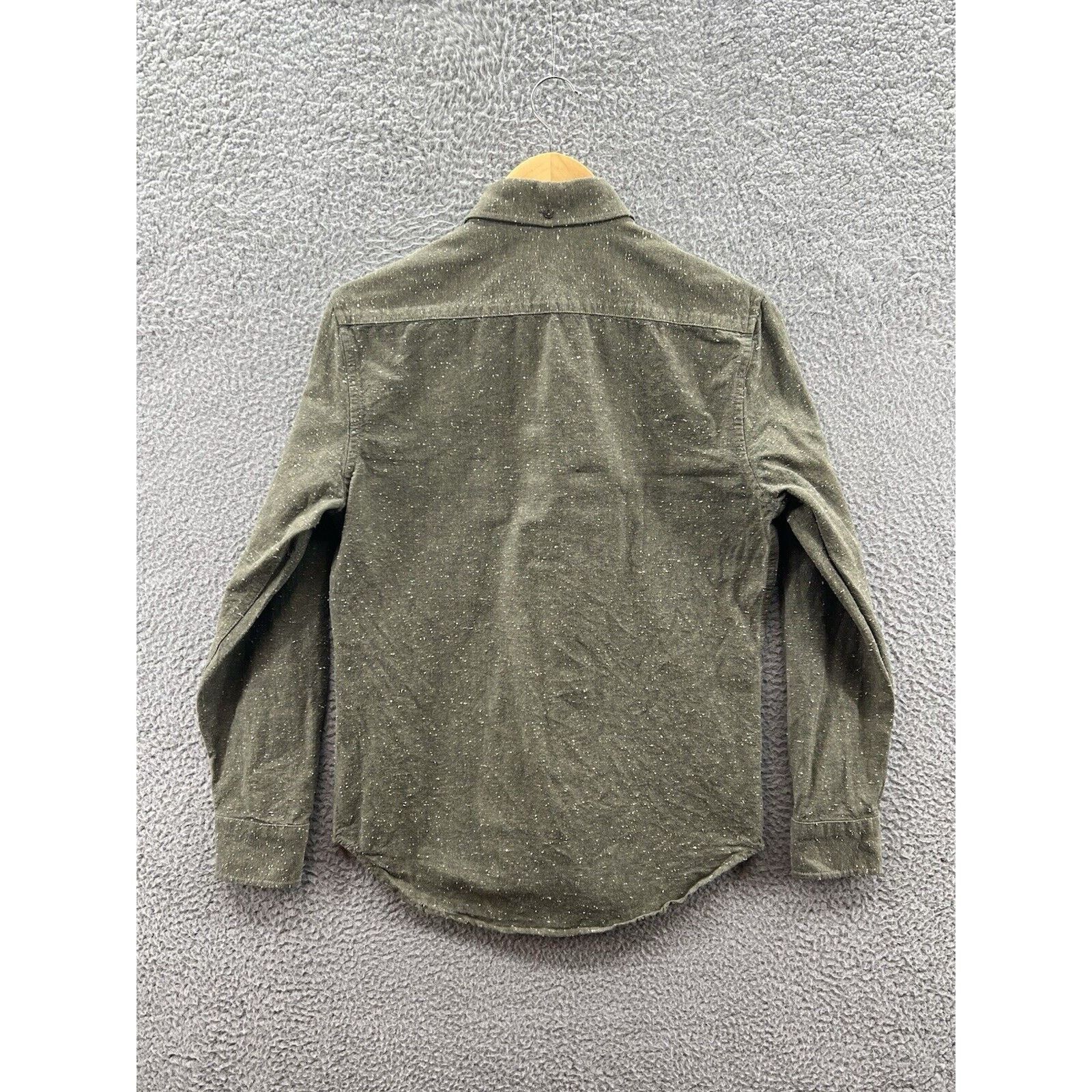 Taylor Stitch Taylor Stitch The Jack Olive Slub Chambrey Button Up Size 36 Size US M / EU 48-50 / 2 - 2 Thumbnail