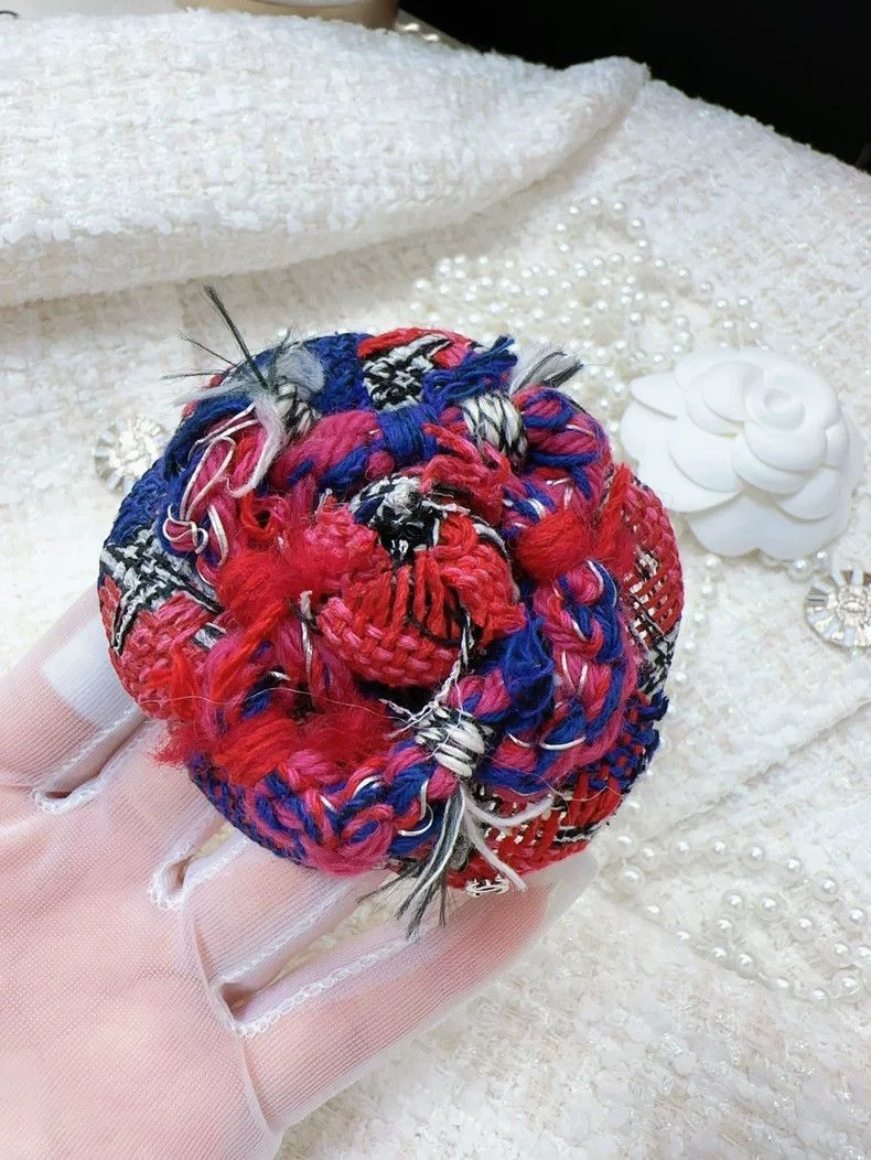 Chanel Chanel 15s Camellia Brooch Red Blue Size ONE SIZE - 4 Thumbnail
