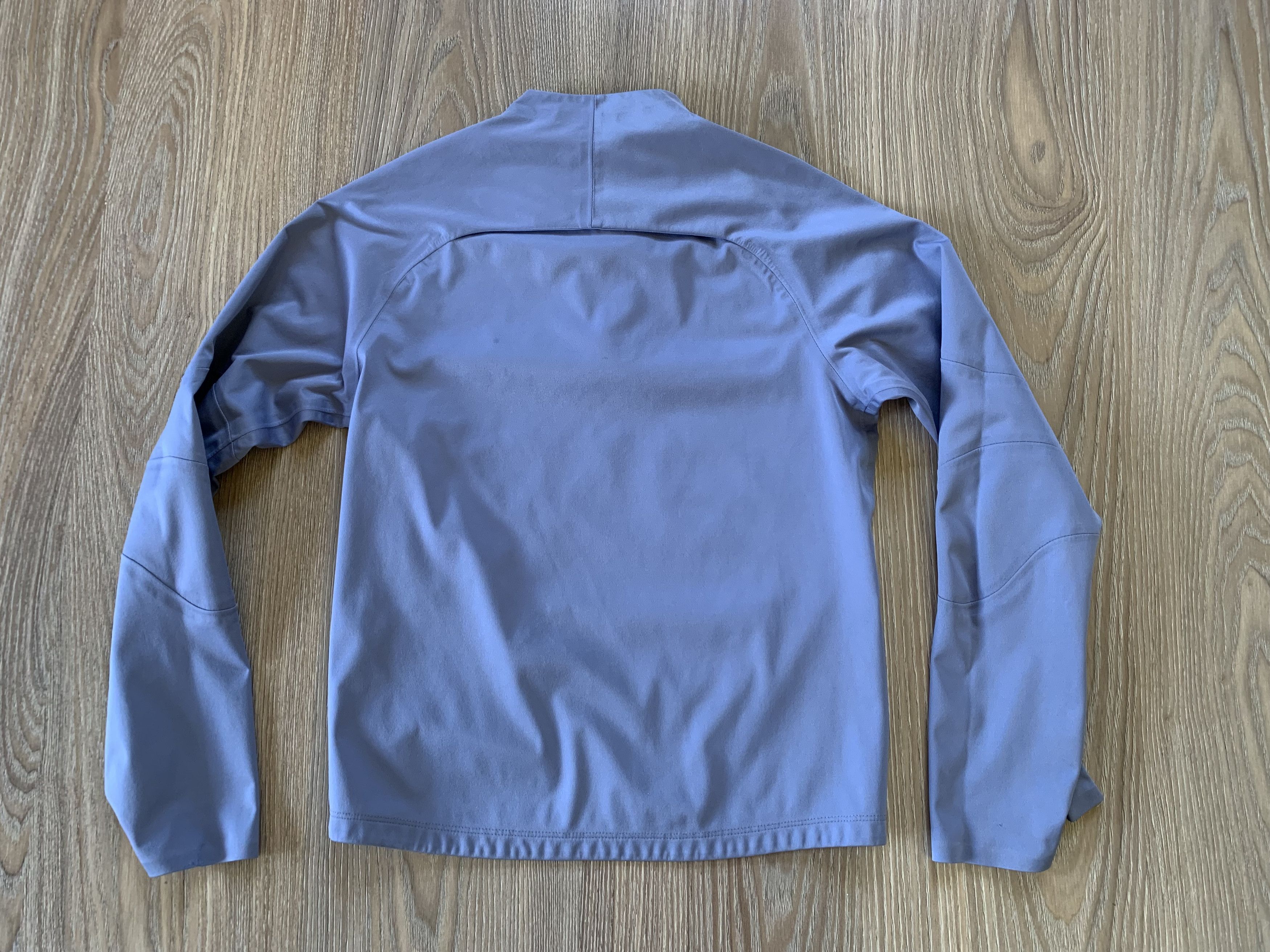 Nike Nike Kids Tottenham Strike Winter Warrior Training Rashguard Size US XXS / EU 40 - 3 Thumbnail