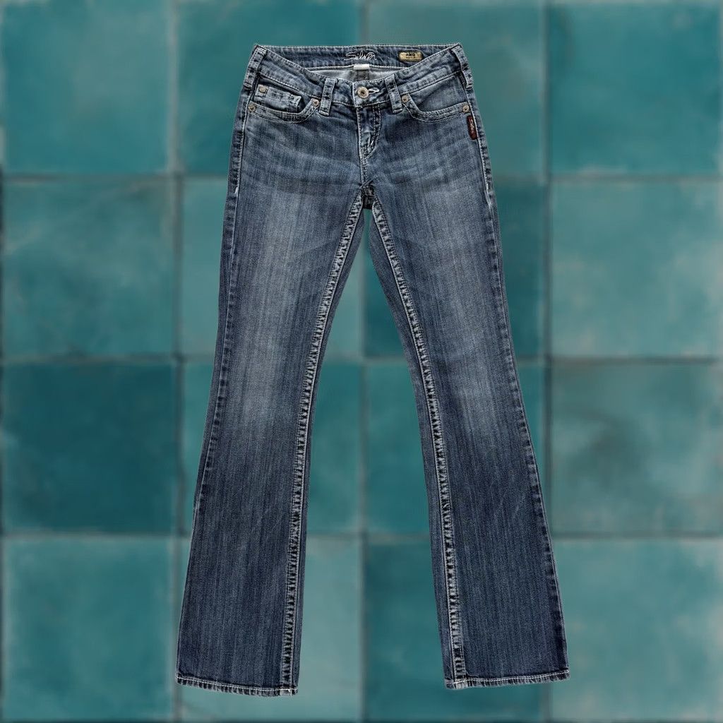 Silver Jeans Co. Silver Jeans Aiko Bootcut Womens 27x31 Jeans Blue Low Rise Stretch Denim Y2K Grunge Baggy? Size 27" / US 4 / IT 40 - 1 Thumbnail