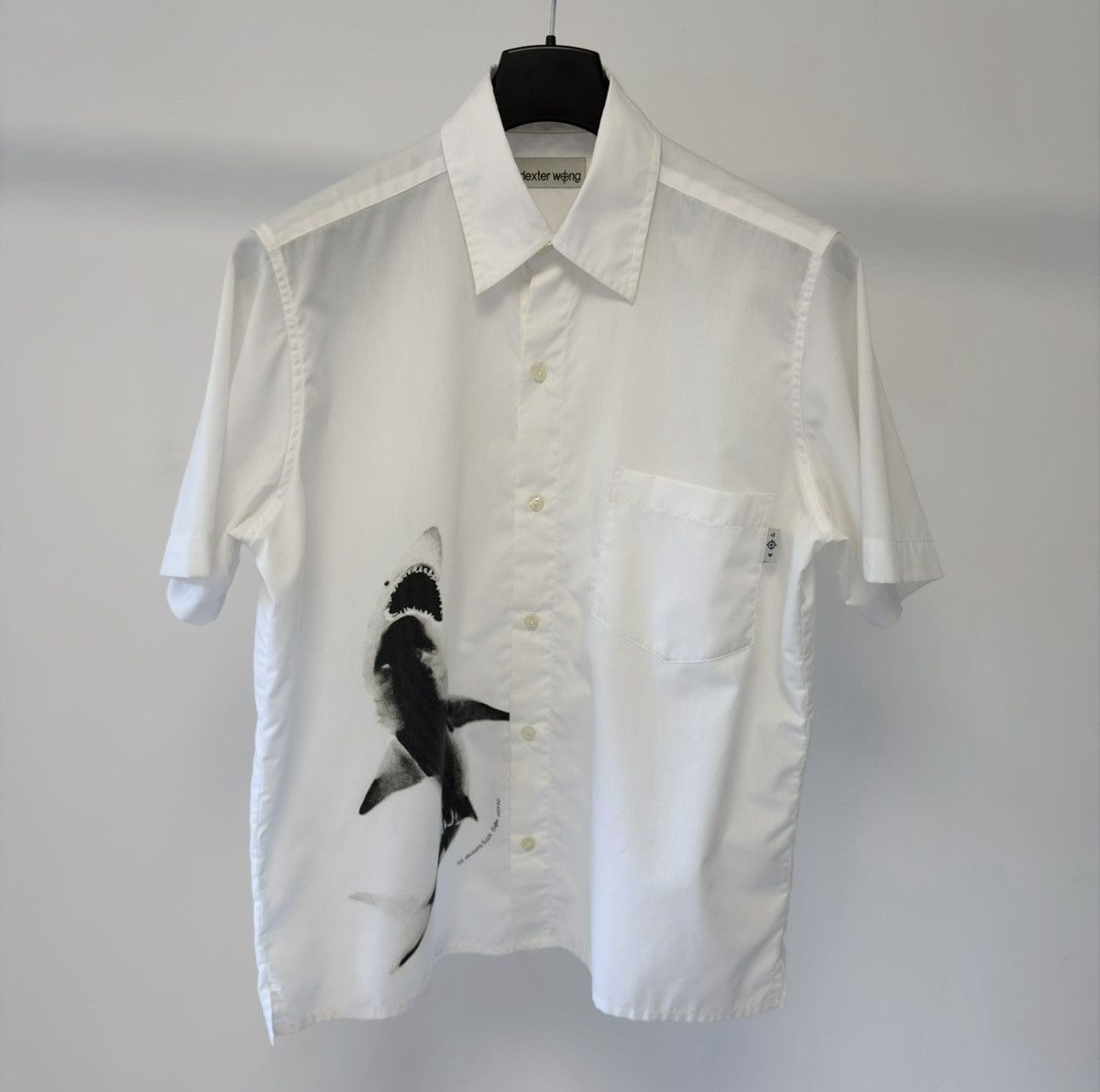 Dexter Wong S/S 1999 ‘Shark’ Print White Shirt Size US M / EU 48-50 / 2 - 1 Thumbnail