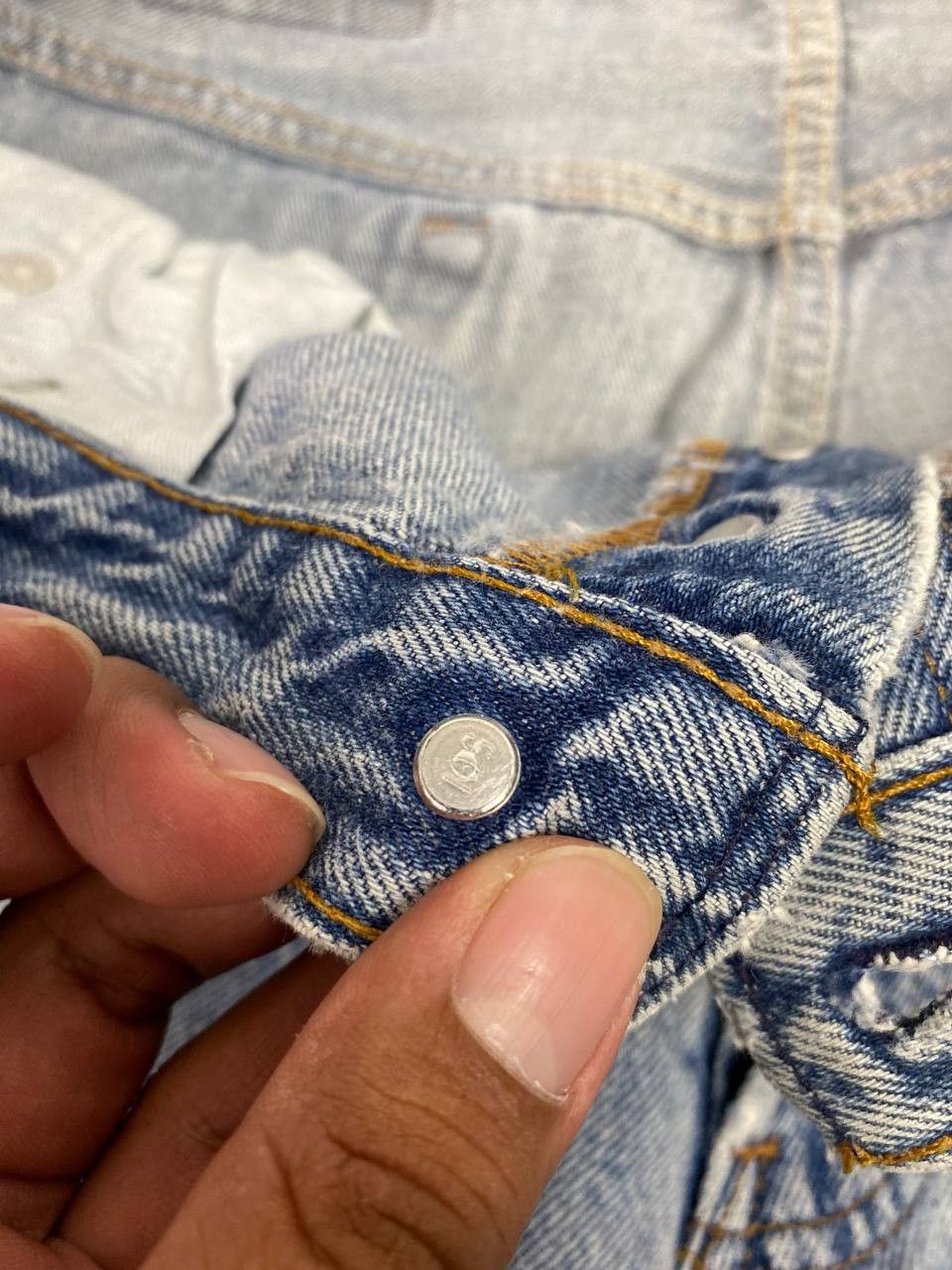 Levi's vintage 80s levis 501 distressed denim nice design Size US 34 / EU 50 - 17 Thumbnail