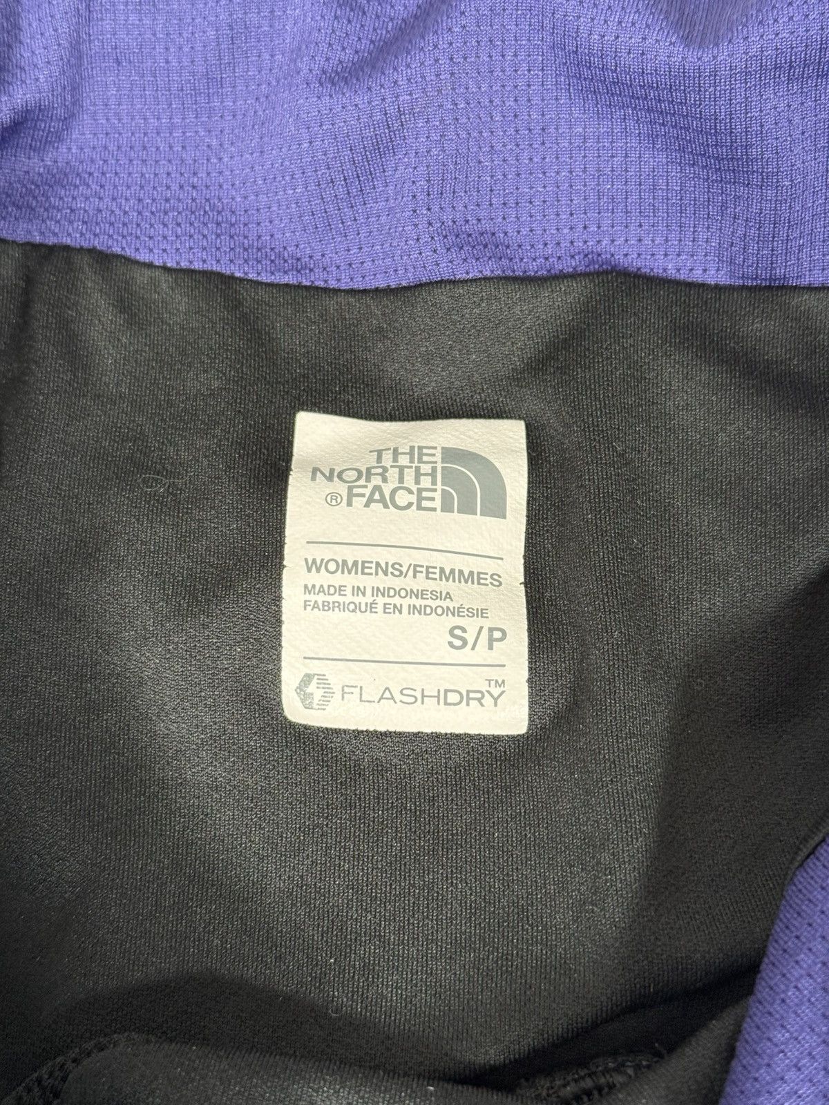 The North Face The North Face Women Gym Shorts Size 28" / US 6 / IT 42 - 4 Thumbnail