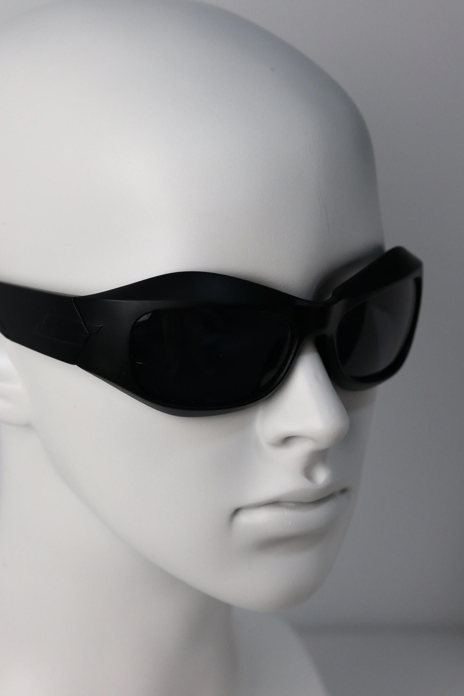 Other Y2k Avant Garde Futuristic Black Sunglasses Unisex OS Size ONE SIZE - 5 Thumbnail