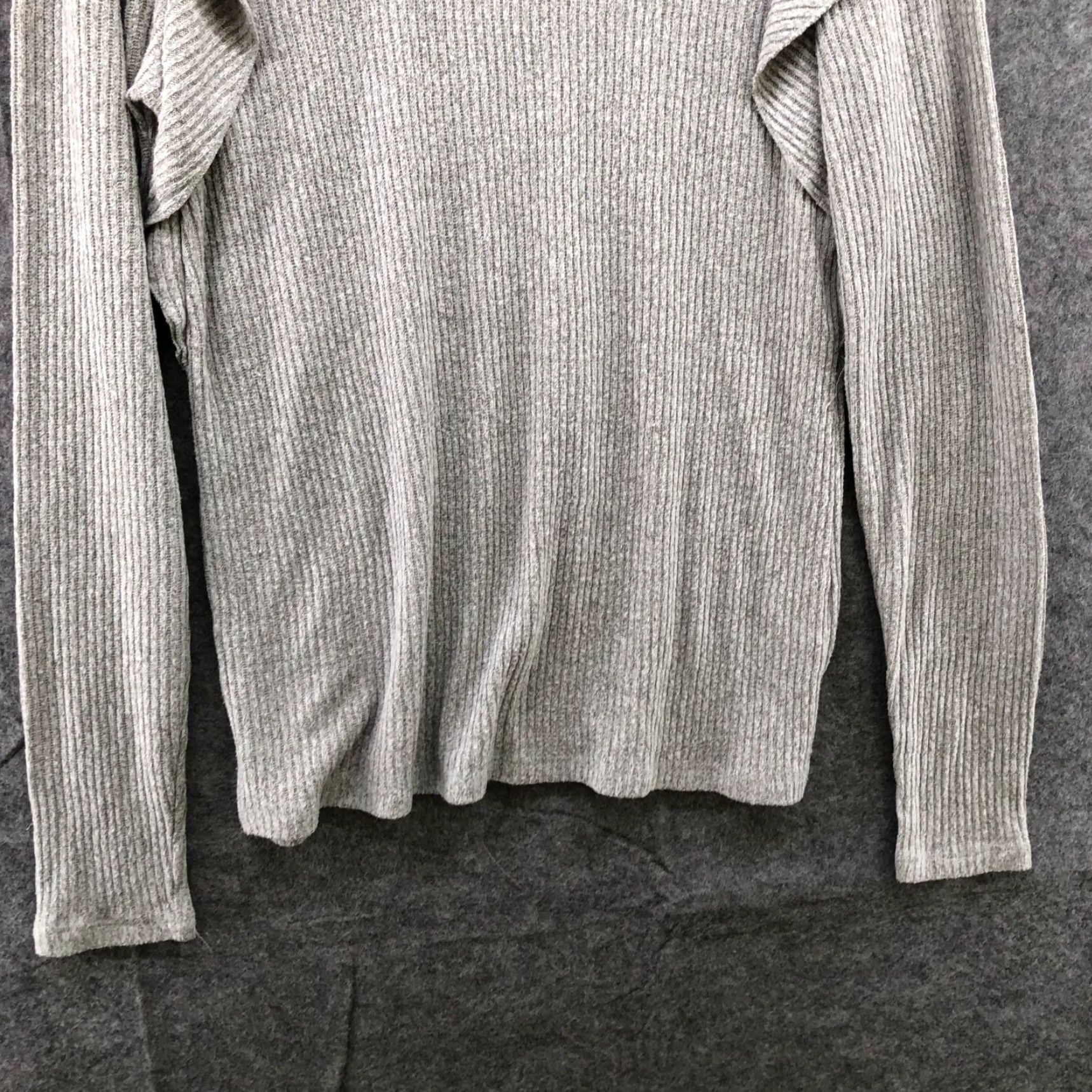 Lucky Brand Lucky Brand T Shirt Womens L Long Sleeve Ribbed Ruffle Gray Crewneck Knit Polyester Viscose Casual Basic US Size Large Size L / US 10 / IT 46 - 4 Thumbnail