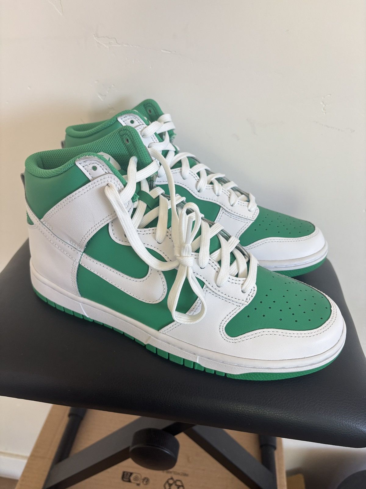 Nike Nike Dunk High Stadium Green Size US 9 / EU 42 - 1 Thumbnail