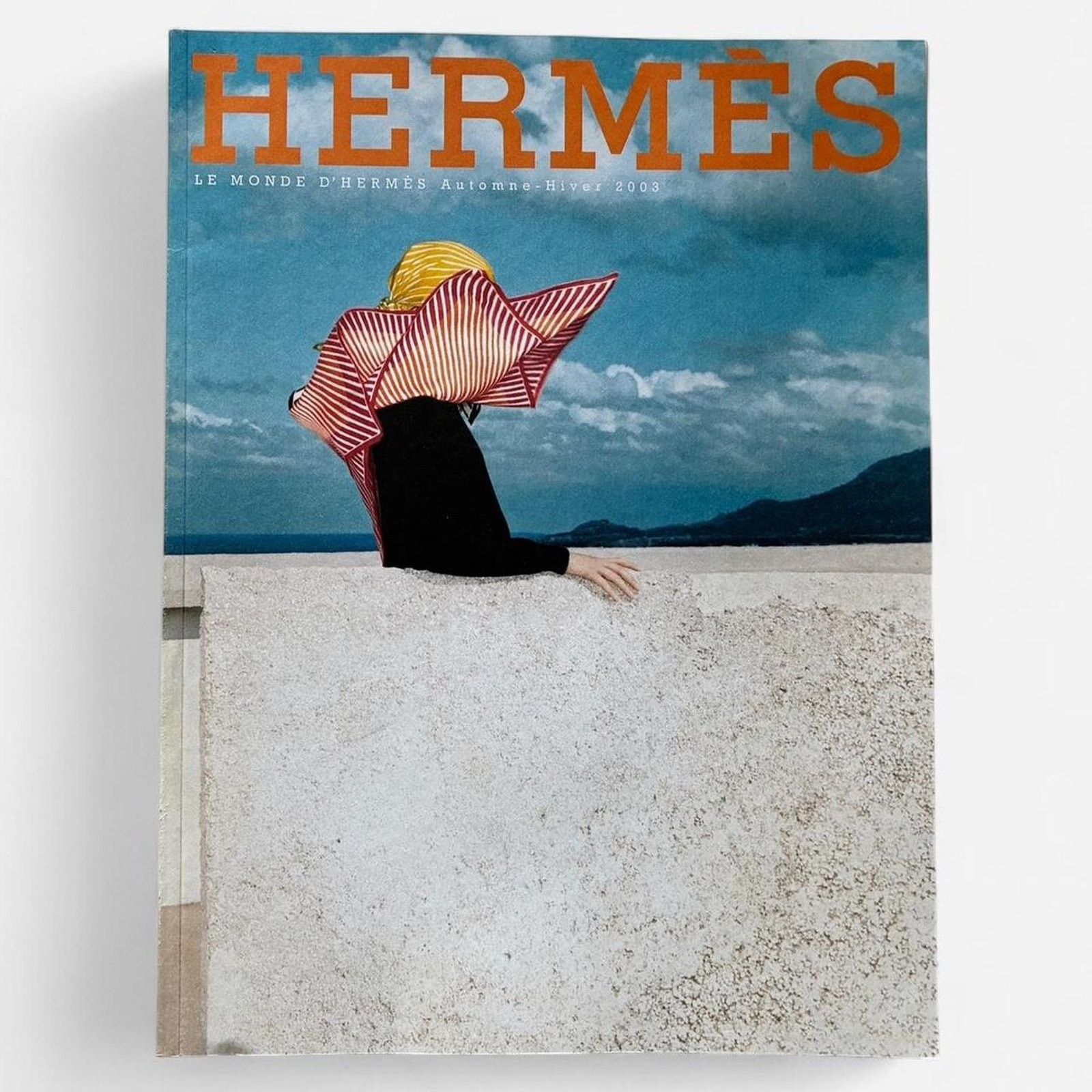 Hermes × Maison Margiela × Vintage Hermès Le Monde, Automne Hiver 2003 biannual magazine Size ONE SIZE - 1 Thumbnail