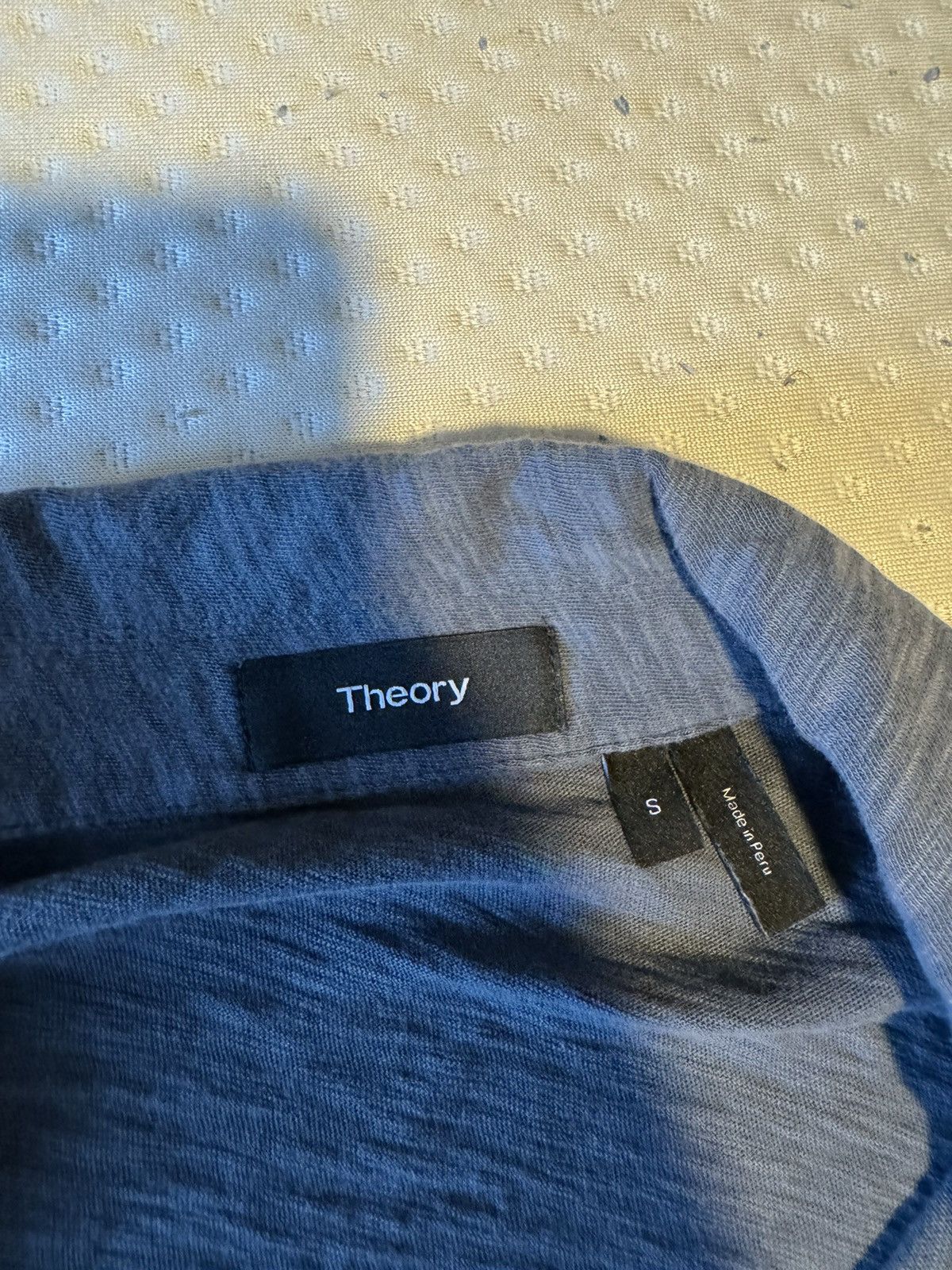 Theory Theory Short Sleeve Shirt Size US S / EU 44-46 / 1 - 2 Thumbnail