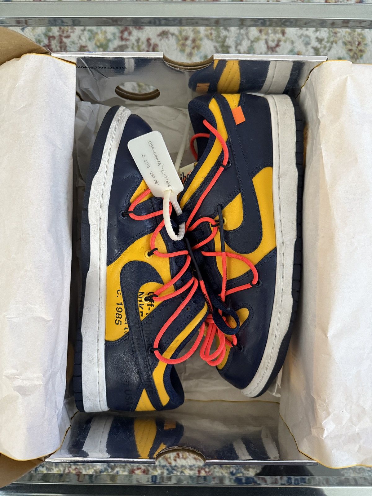 Nike × Off-White Nike x Off White Dunk Low Michigan Size US 10 / EU 43 - 2 Thumbnail