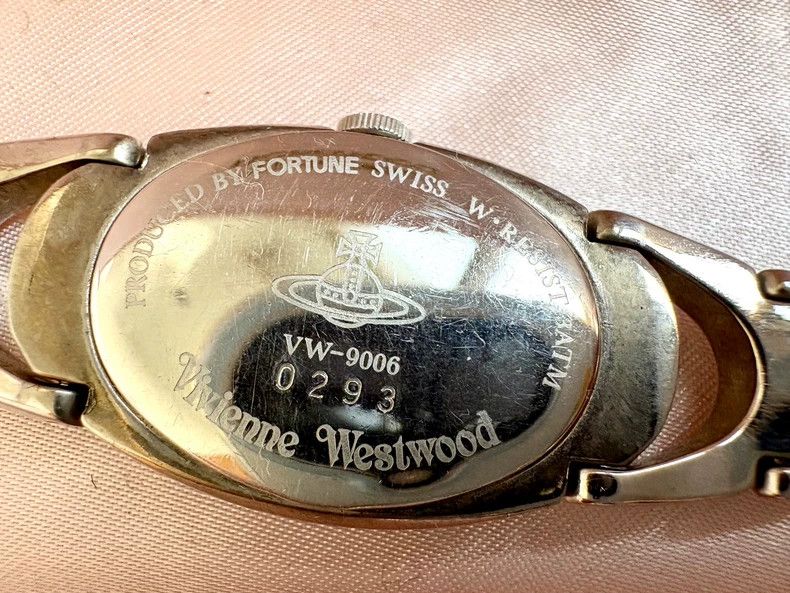 Vivienne Westwood Vivienne Westwood White Mother-of-Pearl Dial Armor Chain W Size ONE SIZE - 6 Thumbnail