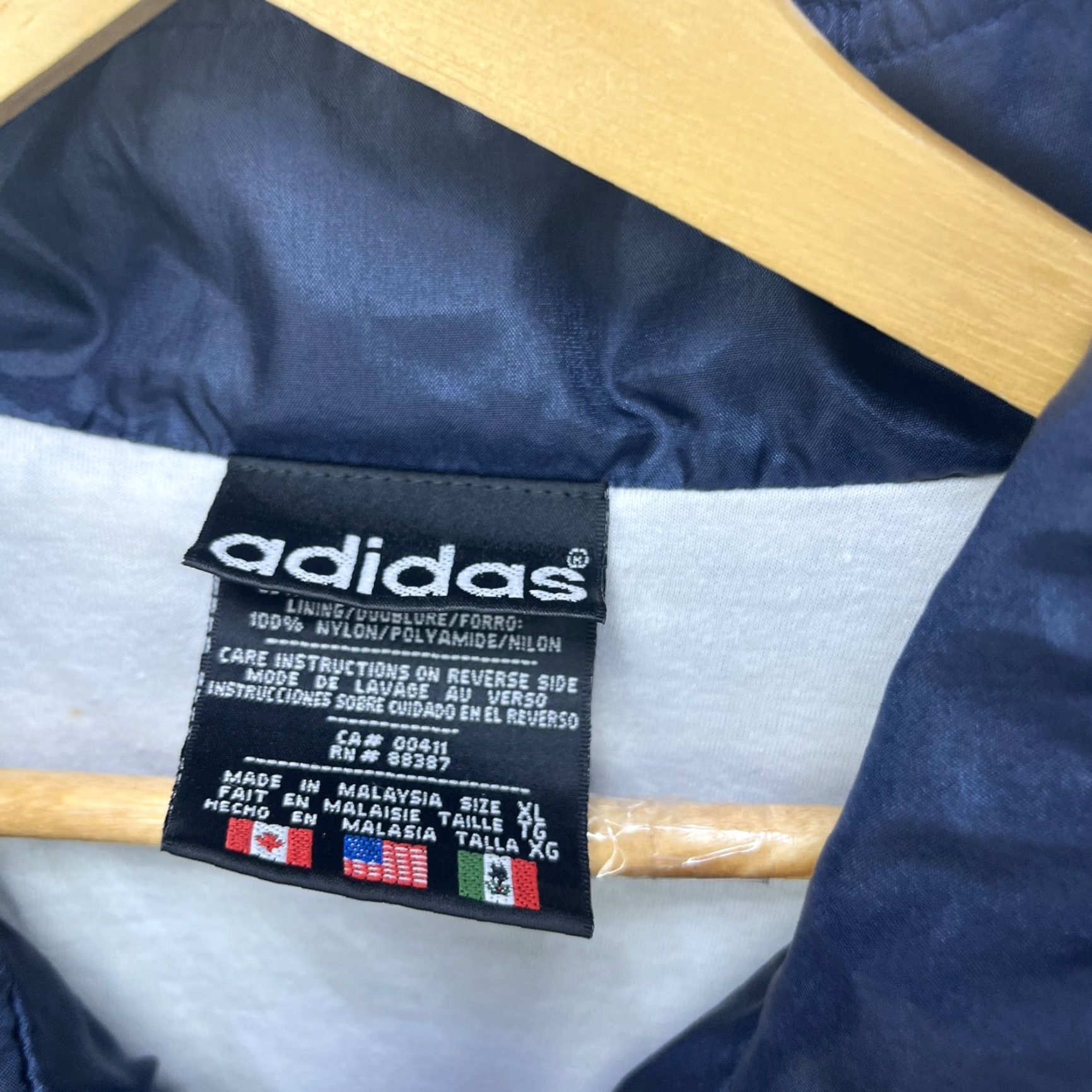 Adidas VINTAGE Adidas Windbreaker Jacket XL Mens 90s Blue Windbreaker 90s Lightweight Nylon Jacket Adidas Windbreaker Blue XL Mens Size US XL / EU 56 / 4 - 5 Thumbnail