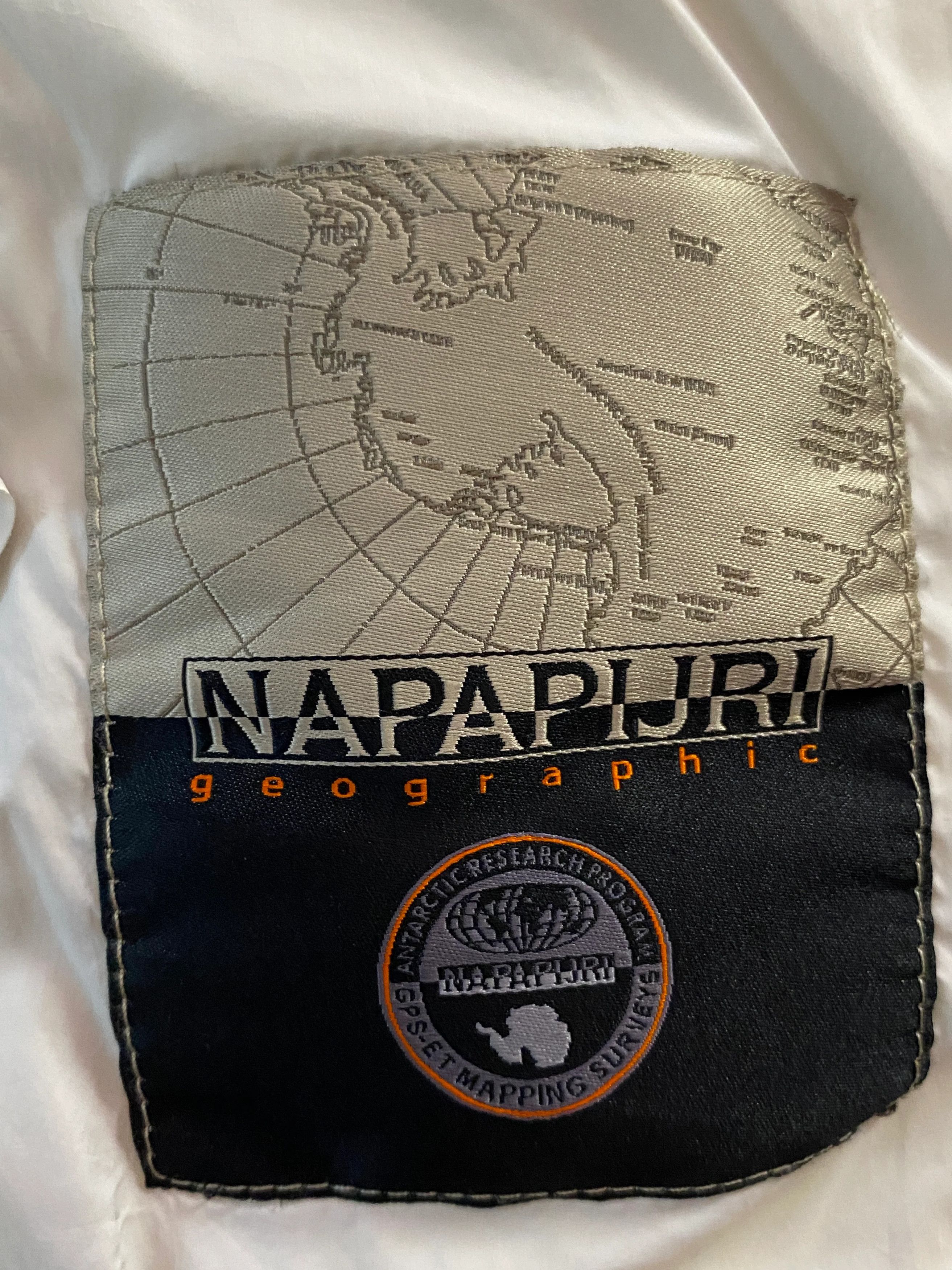 Napapijri 90s Fred Perry Vintage Women's Faux Fur Hooded Jacket - M Size M / US 6-8 / IT 42-44 - 7 Thumbnail