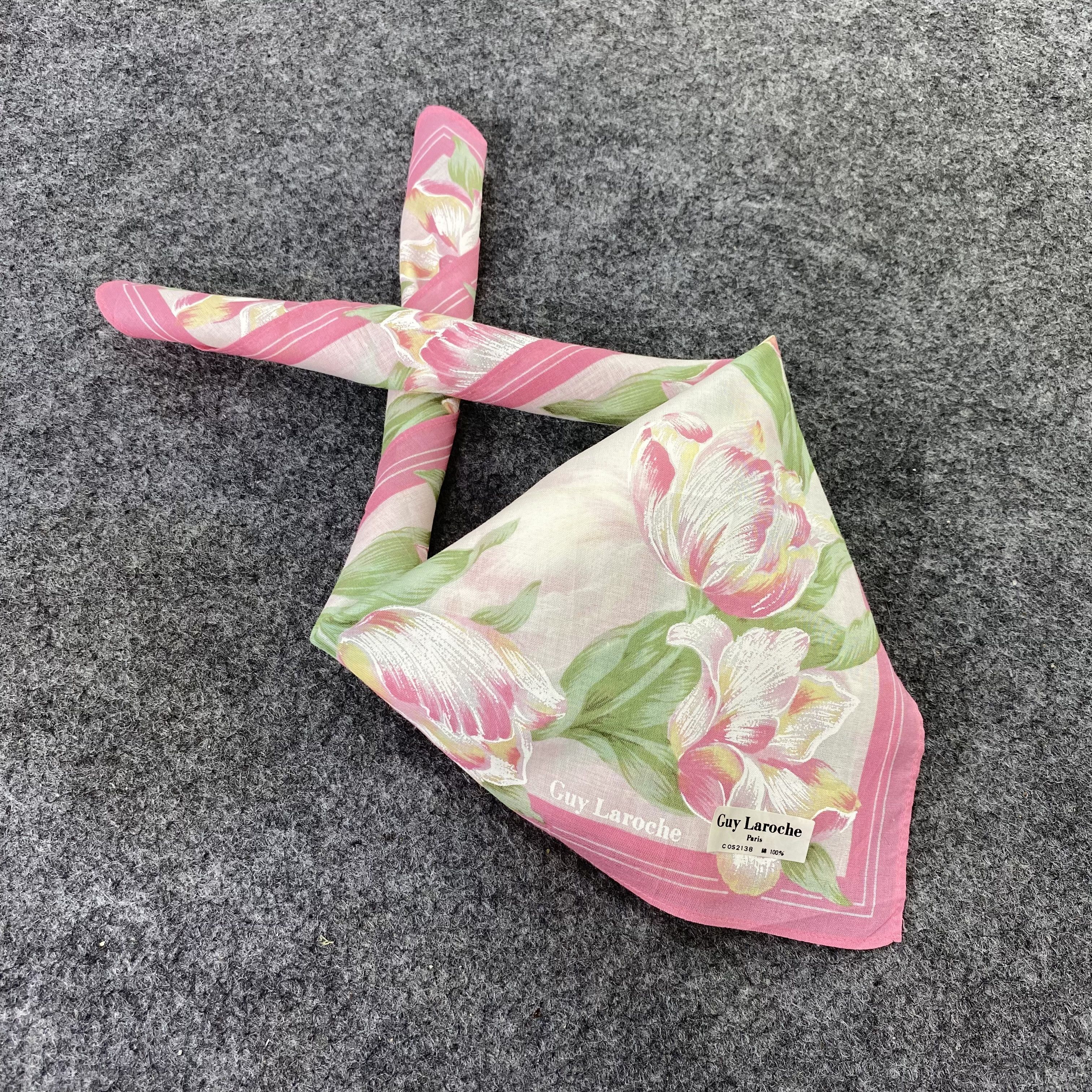 Guy Laroche Guy Laroche Handkerchief Neckerchief Bandana-B488 Size ONE SIZE - 1 Thumbnail