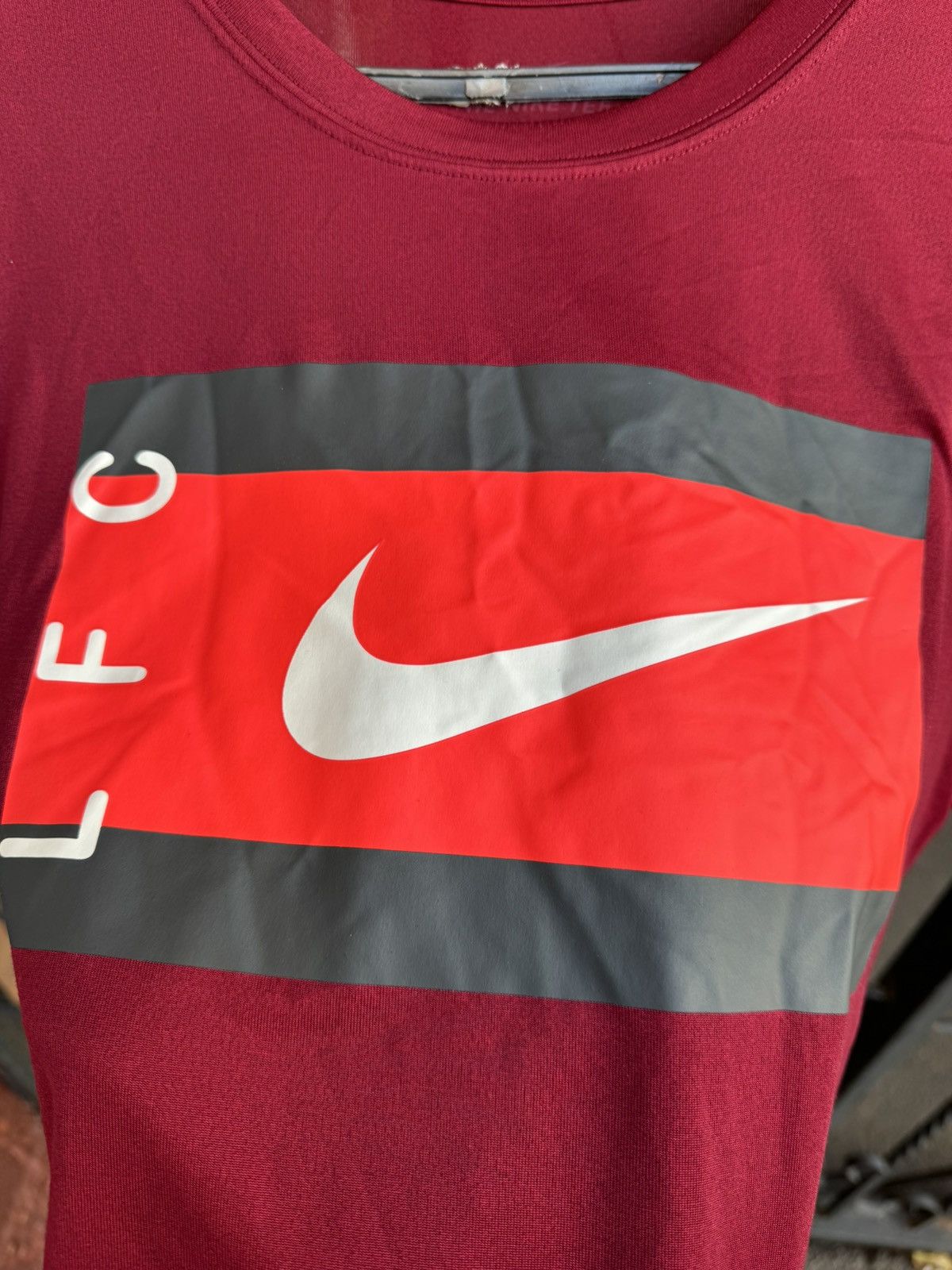 Nike Nike Liverpool Training Shirt Jersey Size US L / EU 52-54 / 3 - 5 Thumbnail