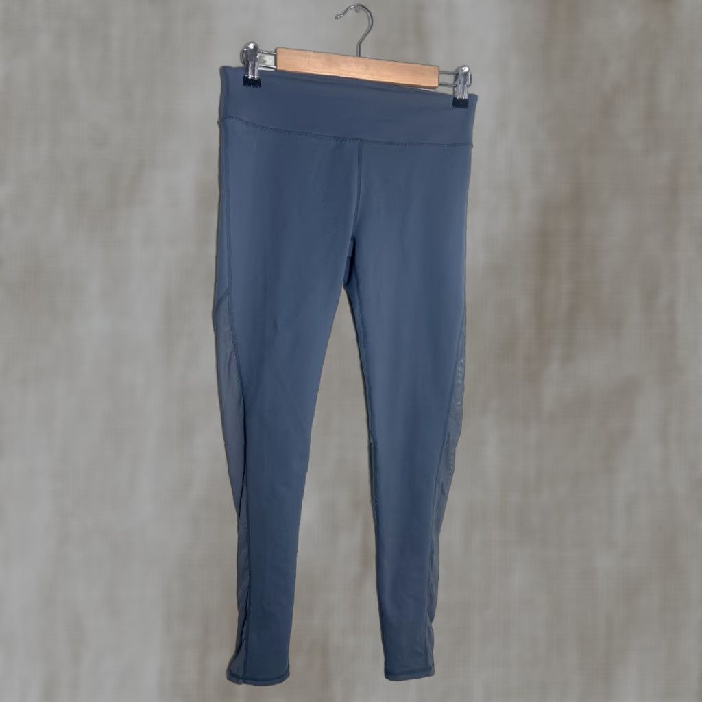 Fabletics Fabletics Leggings Womens Gray Breathable Pocket Yoga Pants 28x27 Small Compression Velcro? Size 28" / US 6 / IT 42 - 1 Thumbnail