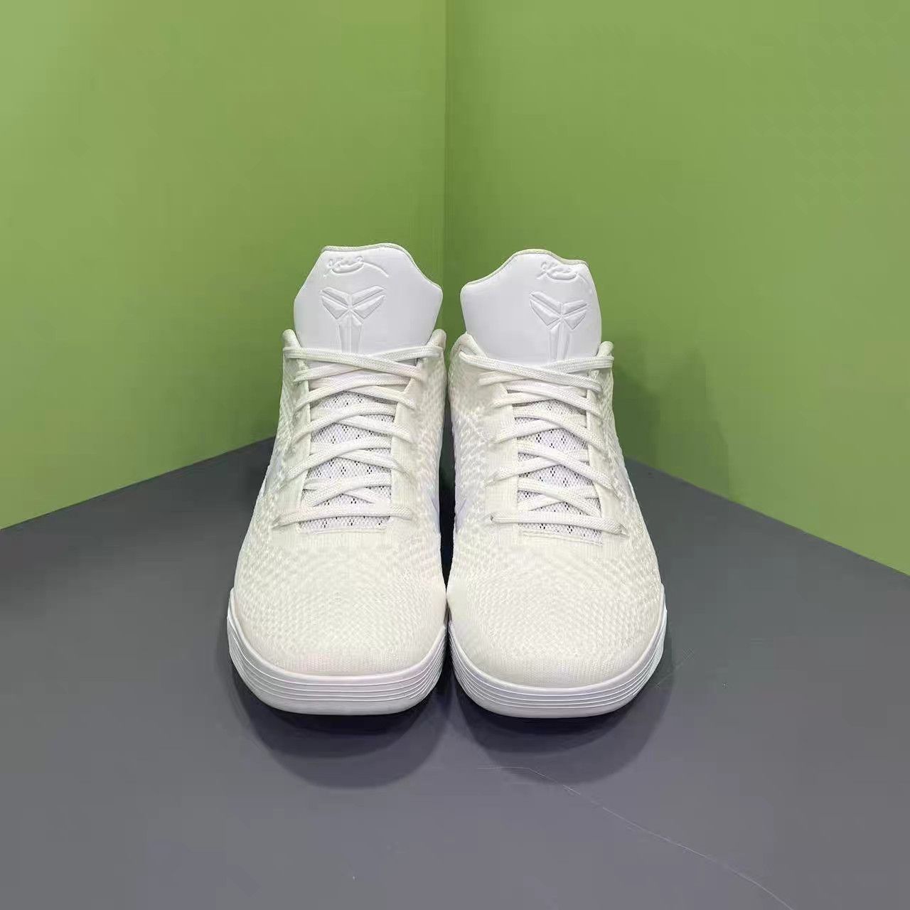 Nike Nike Kobe 9 Elite Protro Halo Basketball Shoes K15 Size US 11.5 / EU 44-45 - 2 Thumbnail