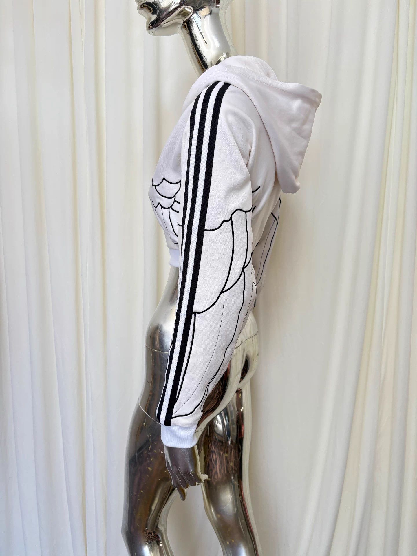 Adidas Jeremy Scott x Adidas Wings short batwing hoodie36 Size XS / US 0-2 / IT 36-38 - 4 Thumbnail