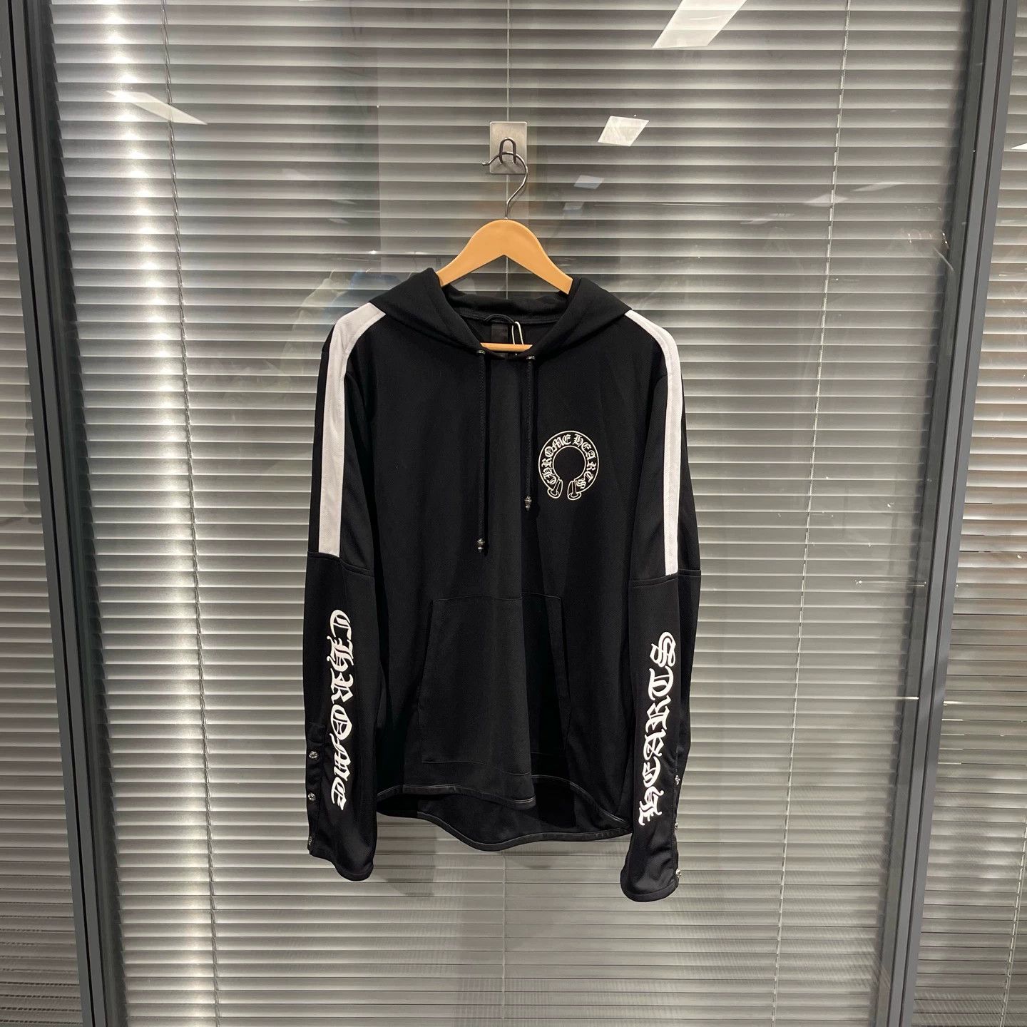 Chrome Hearts Chrome Hearts Rare Nylon Hoodie w/ Arm Vedic Cross M 99New Size US M / EU 48-50 / 2 - 1 Thumbnail
