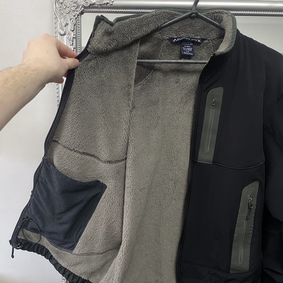 Arc'teryx Vintage Arcteryx Soft Shell Jacket Polartec Black GoprCore Size US L / EU 52-54 / 3 - 9 Thumbnail