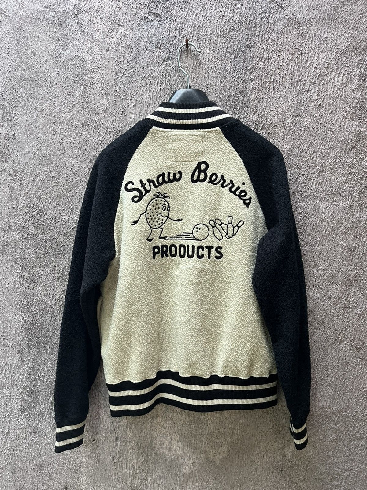 Hysteric Glamour HYSTERIC GLAMOUR Straw Berries Varsity Size US M / EU 48-50 / 2 - 4 Thumbnail