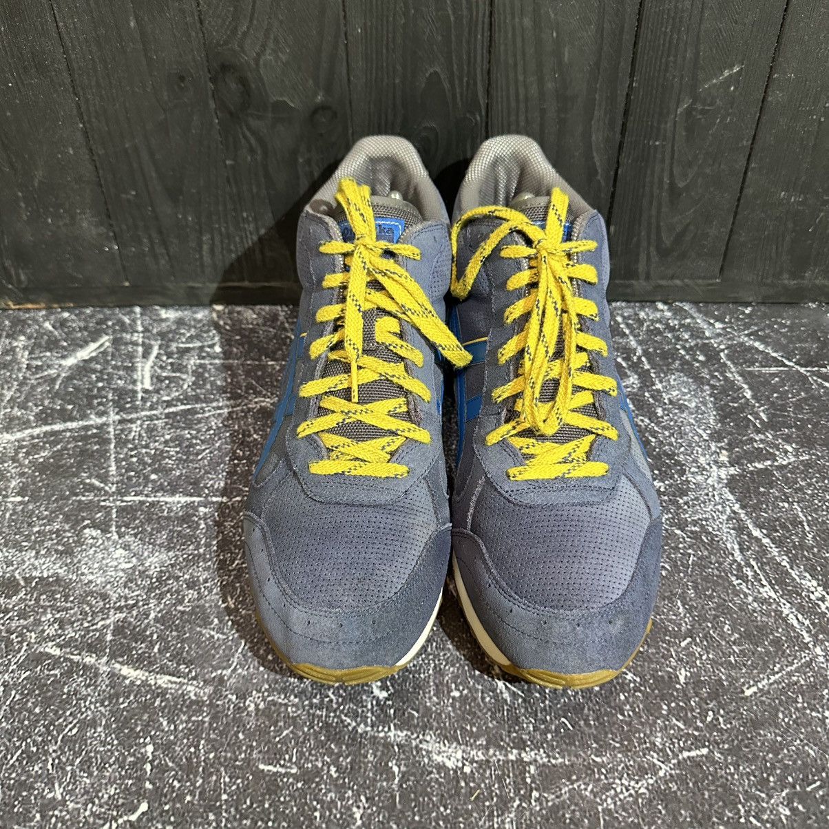 Asics ASICS ONITSUKA TIGER men’s Suede Sneakers 42.5eu 9us 27cm Size US 9 / EU 42 - 4 Thumbnail
