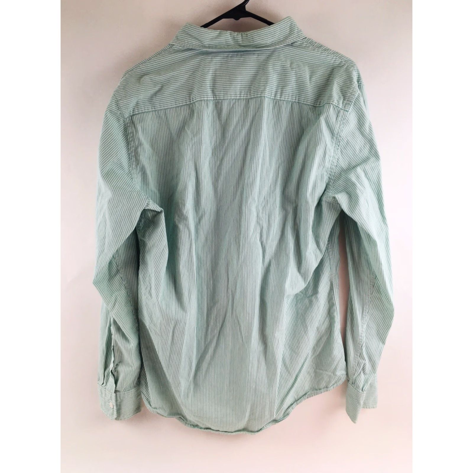 American Eagle Outfitters American Eagle Outfitters Shirt Men M Green White Striped Button Down Size US M / EU 48-50 / 2 - 2 Thumbnail