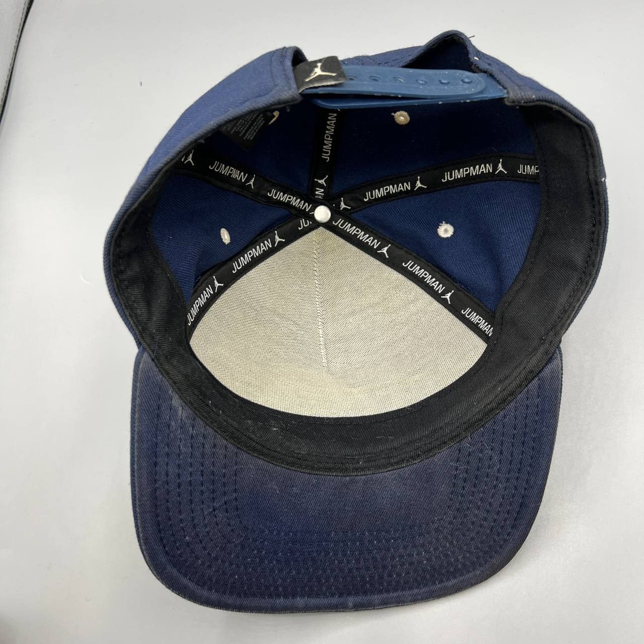 Jordan Brand Air Jordan Flight Hat Men Embroidered Jumpman Snap Back Cap Size ONE SIZE - 2 Thumbnail