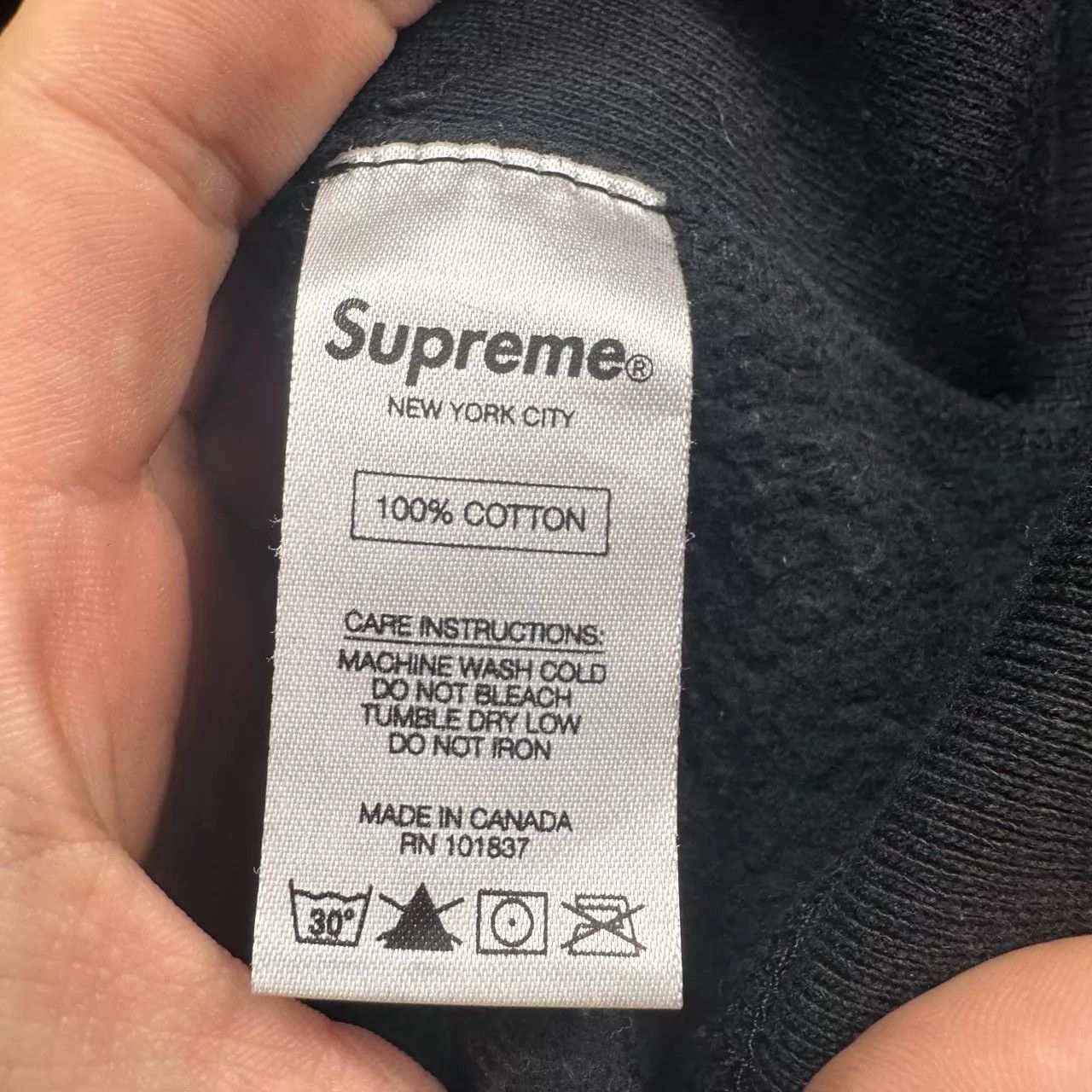 Supreme SUPREME Black On Black Box Logo Hoodie M 99 DY9925 Size US M / EU 48-50 / 2 - 5 Thumbnail