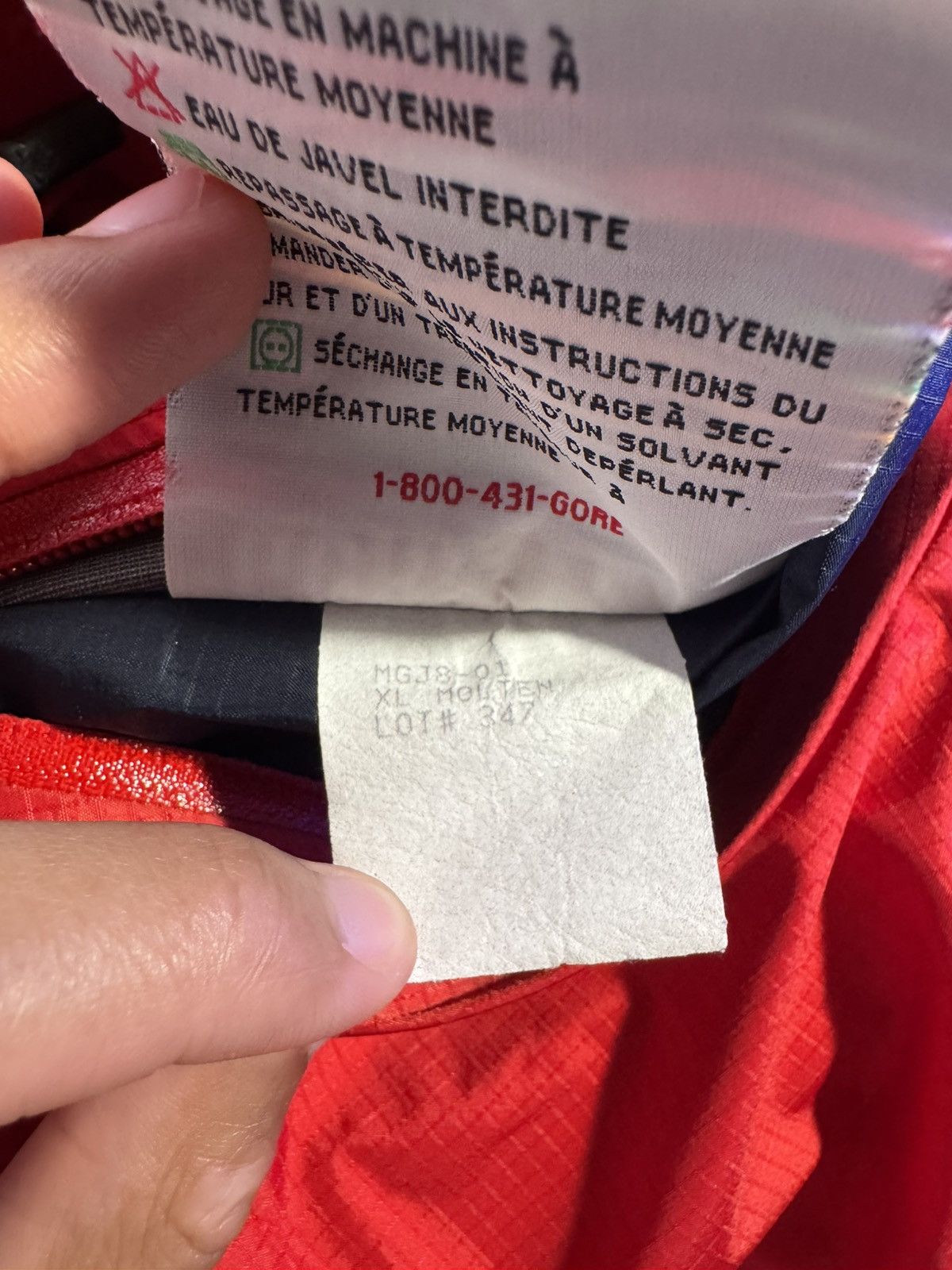 Arc'teryx 1997 Arcteryx Beta Lt Molten Size US L / EU 52-54 / 3 - 9 Thumbnail