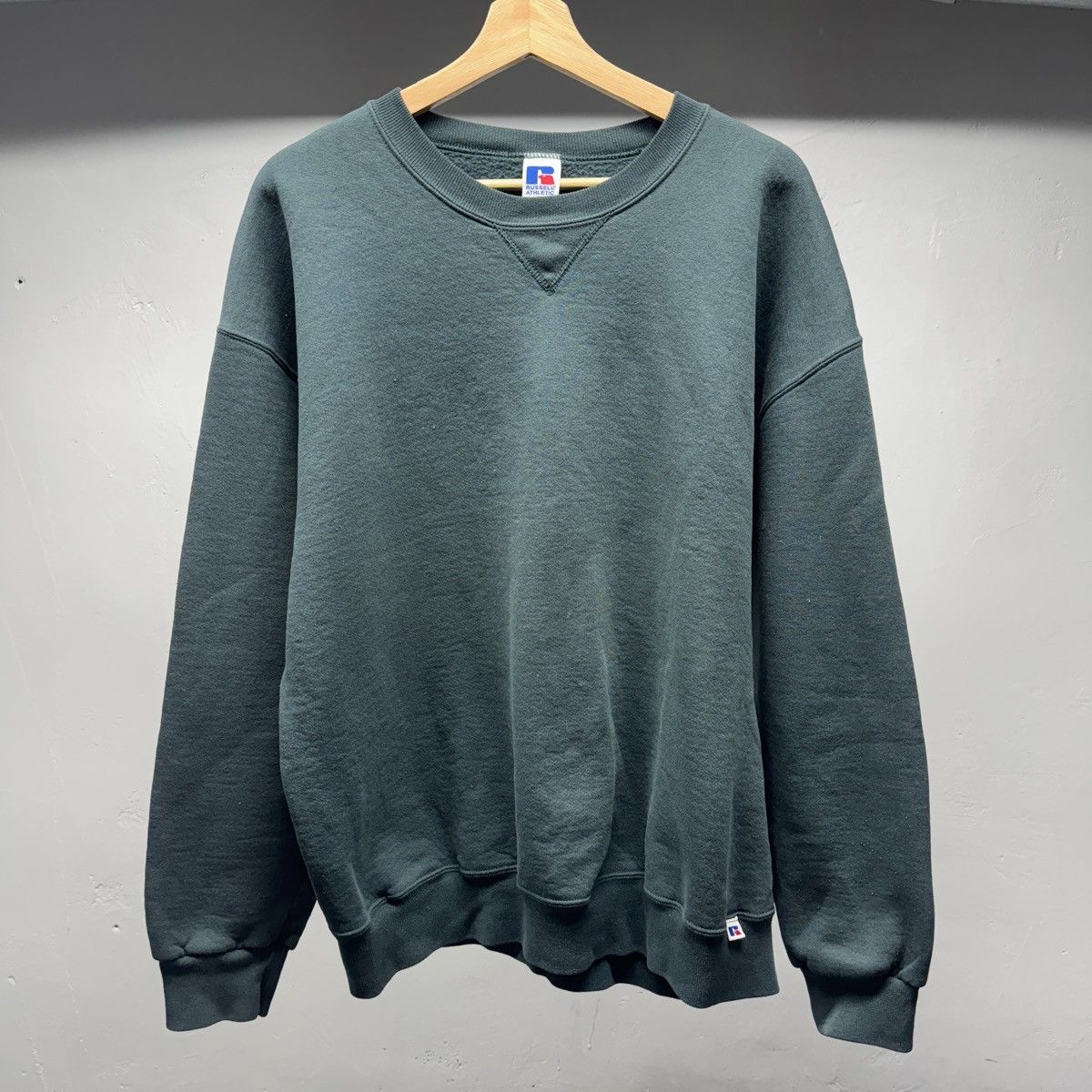 Vintage Russell Teal Thrashed Faded Distressed Sweatshirt ERD Grunge Size US XL / EU 56 / 4 - 1 Thumbnail