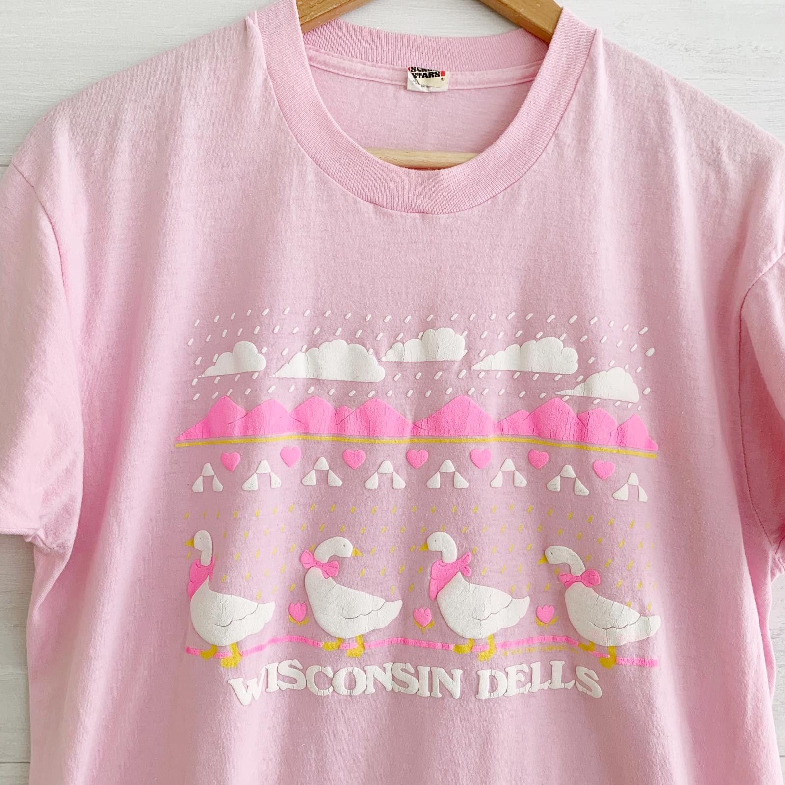 Designer Vintage Wisconsin Dells Pink Puffy paint t-shirt XL Size XL / US 12-14 / IT 48-50 - 2 Thumbnail
