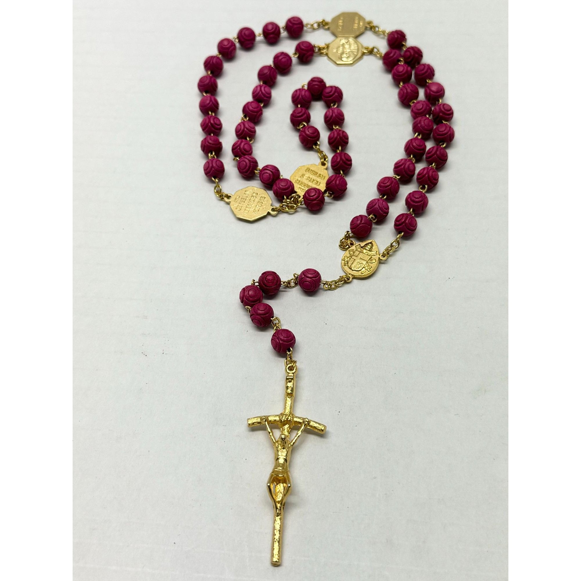 Vintage Vintage pink rosary cross crucifix necklace Size ONE SIZE - 1 Thumbnail