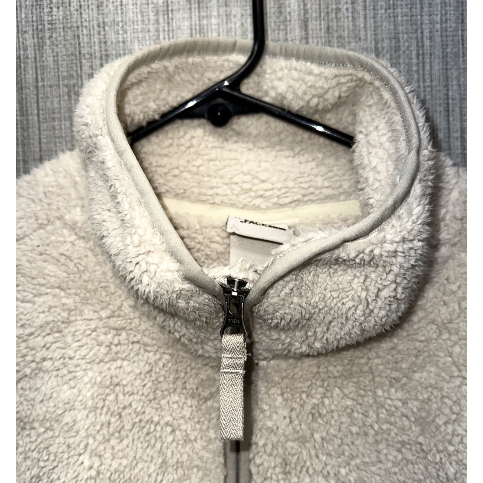The North Face The North Face Womens Beige Full Zip Fleece Jacket Size M Polyester Size M / US 6-8 / IT 42-44 - 3 Thumbnail