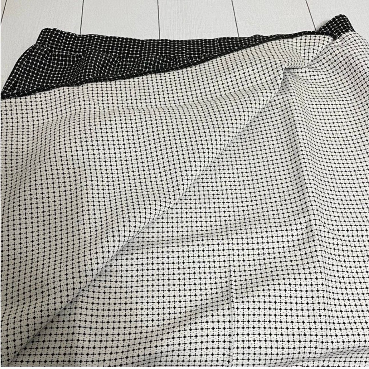 Other JESSICA LONDON Black & White Box Plaid Skirt Size 18/20 NWT Size 40" / US 18 - 6 Thumbnail