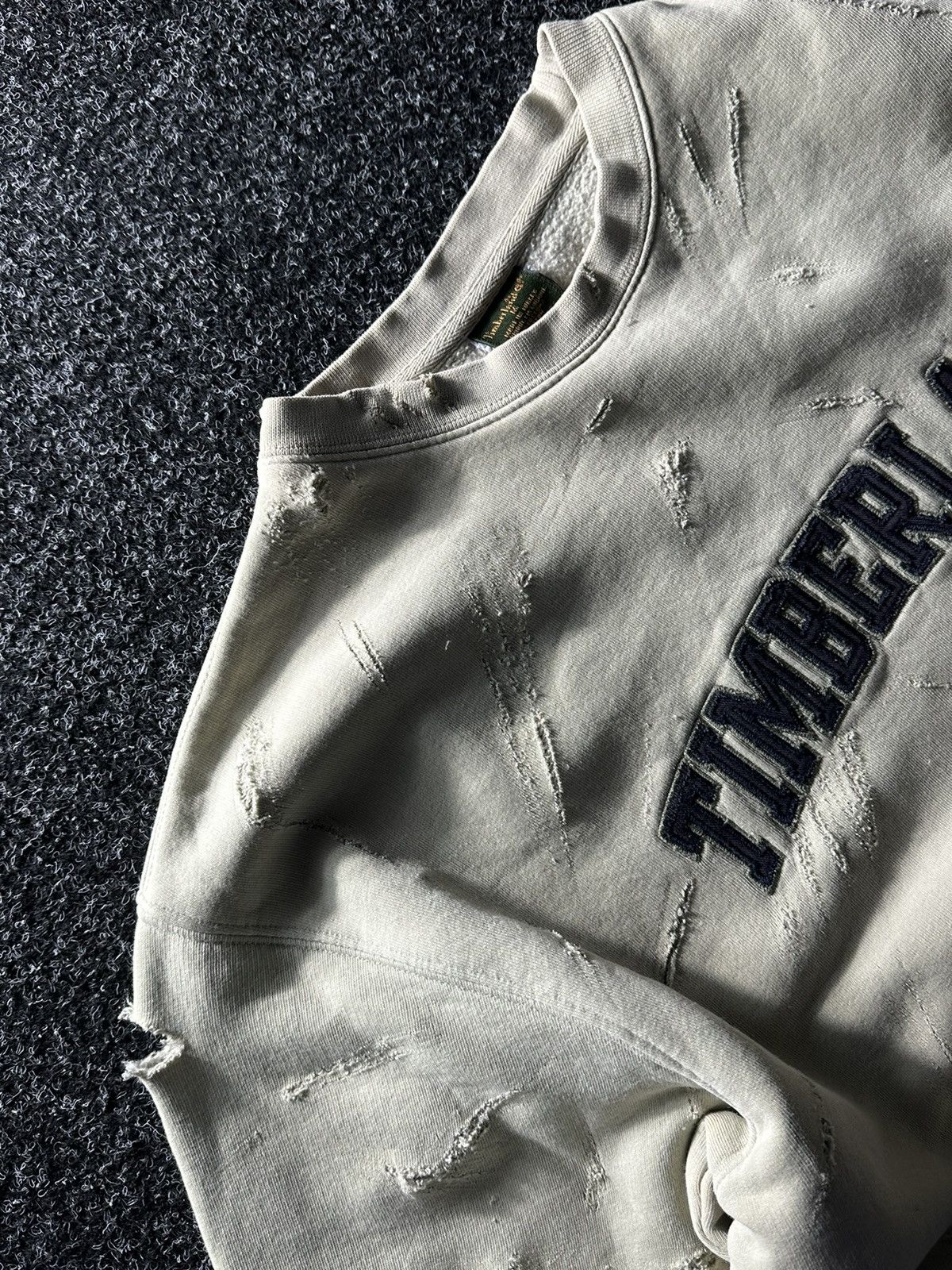 Timberland × Vintage 🚨 VINTAGE TIMBERLAND DISTRESSED SWEATSHIRT BIG LOGO Y2K RARE Size US M / EU 48-50 / 2 - 4 Thumbnail