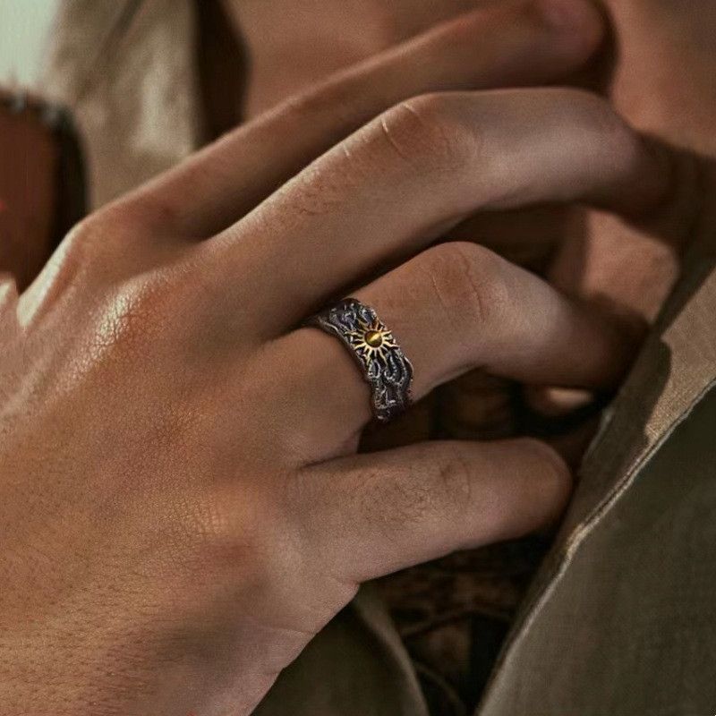Vintage Resizable Retro Golden Sun Ring Size ONE SIZE - 7 Thumbnail