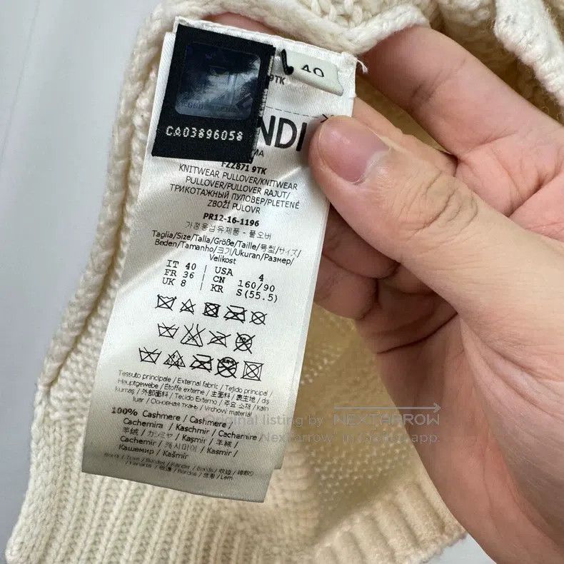 Fendi Fendi Mink Decorated Little Flower Knit Sweater Size XS / US 0-2 / IT 36-38 - 6 Thumbnail