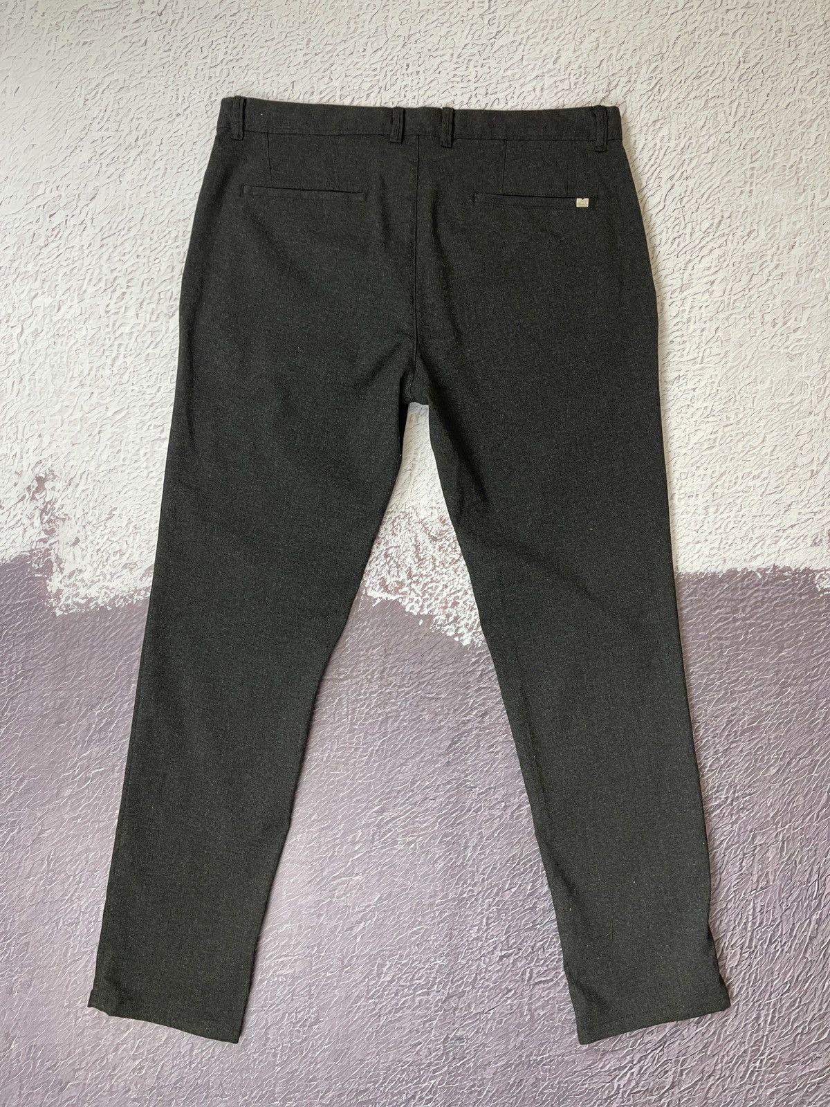 Zara Zara Man grey stretch cropped casual pants Size US 32 / EU 48 - 8 Thumbnail