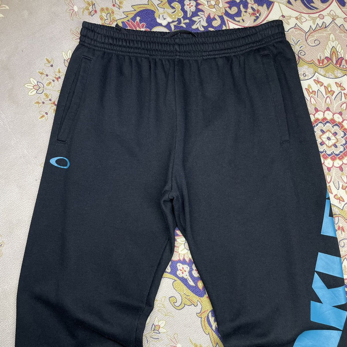 Oakley Vintage Oakley sweatpants Side Spellout Size US 30 / EU 46 - 4 Thumbnail