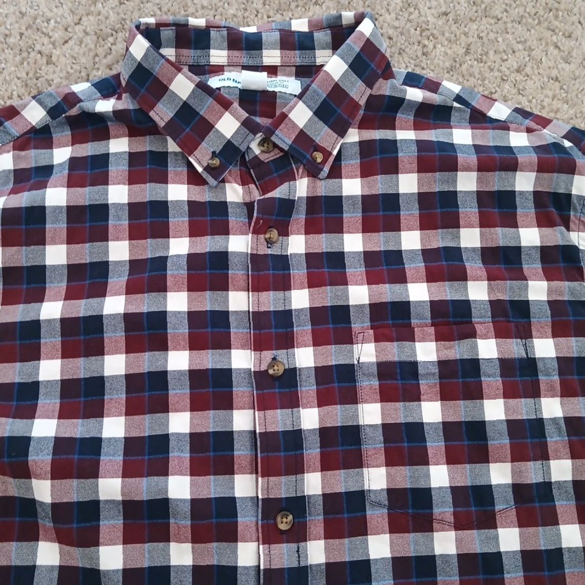 Old Navy Old Navy Shirt Mens 2XL Red Plaid Long Sleeve Button-Down Shirt Size US XXL / EU 58 / 5 - 2 Thumbnail